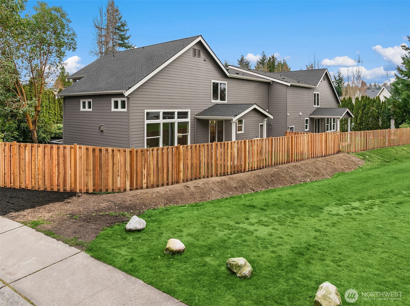 Burke Gilman Trail is a   popular neighborhood trail, ideal for dog walking or access to surrounding Parks.