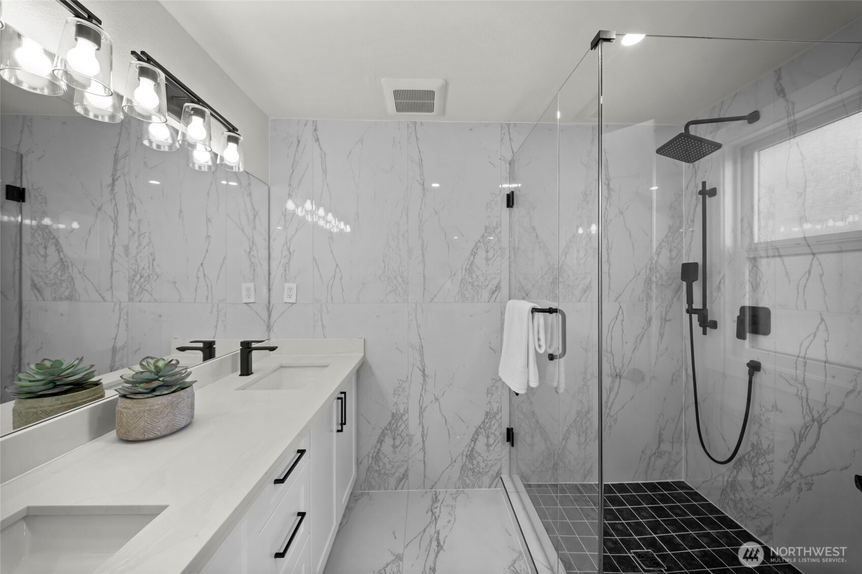 Primary Bathroom Suite 2