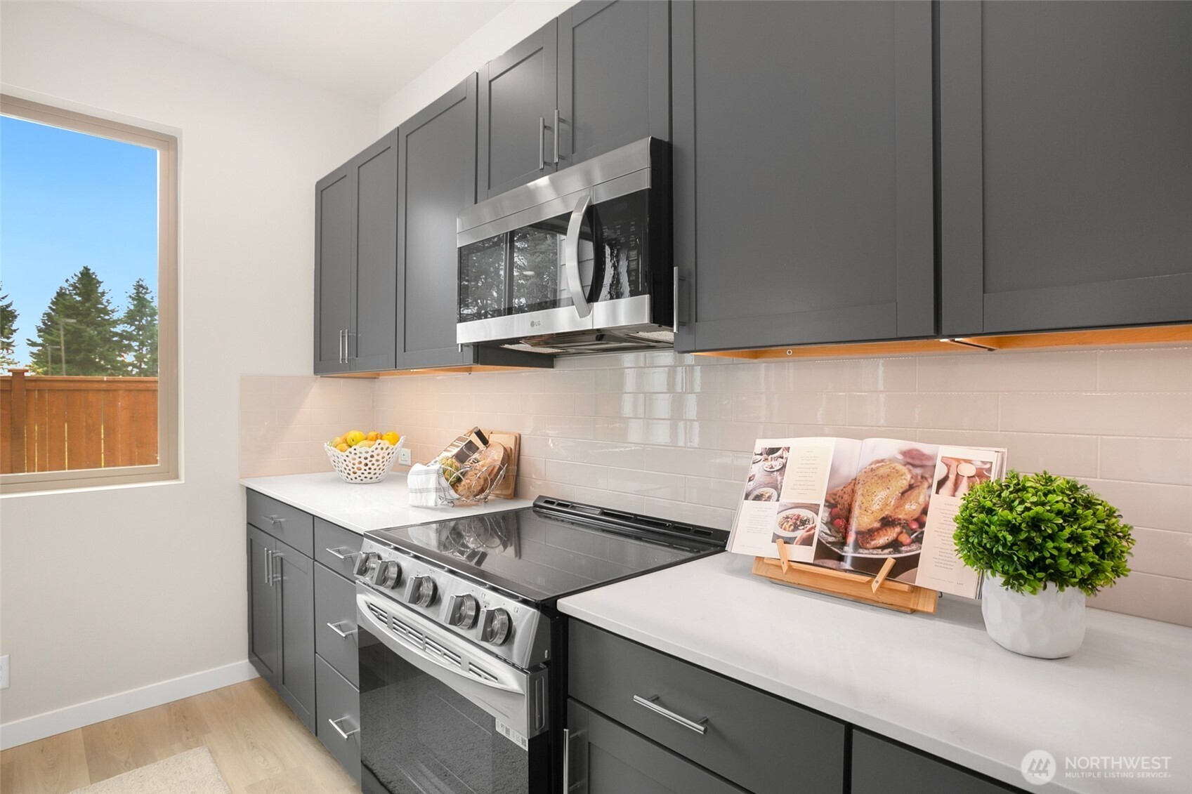 Pics are of another Alder plan, colors and finishes may vary. See Site Agent for details.