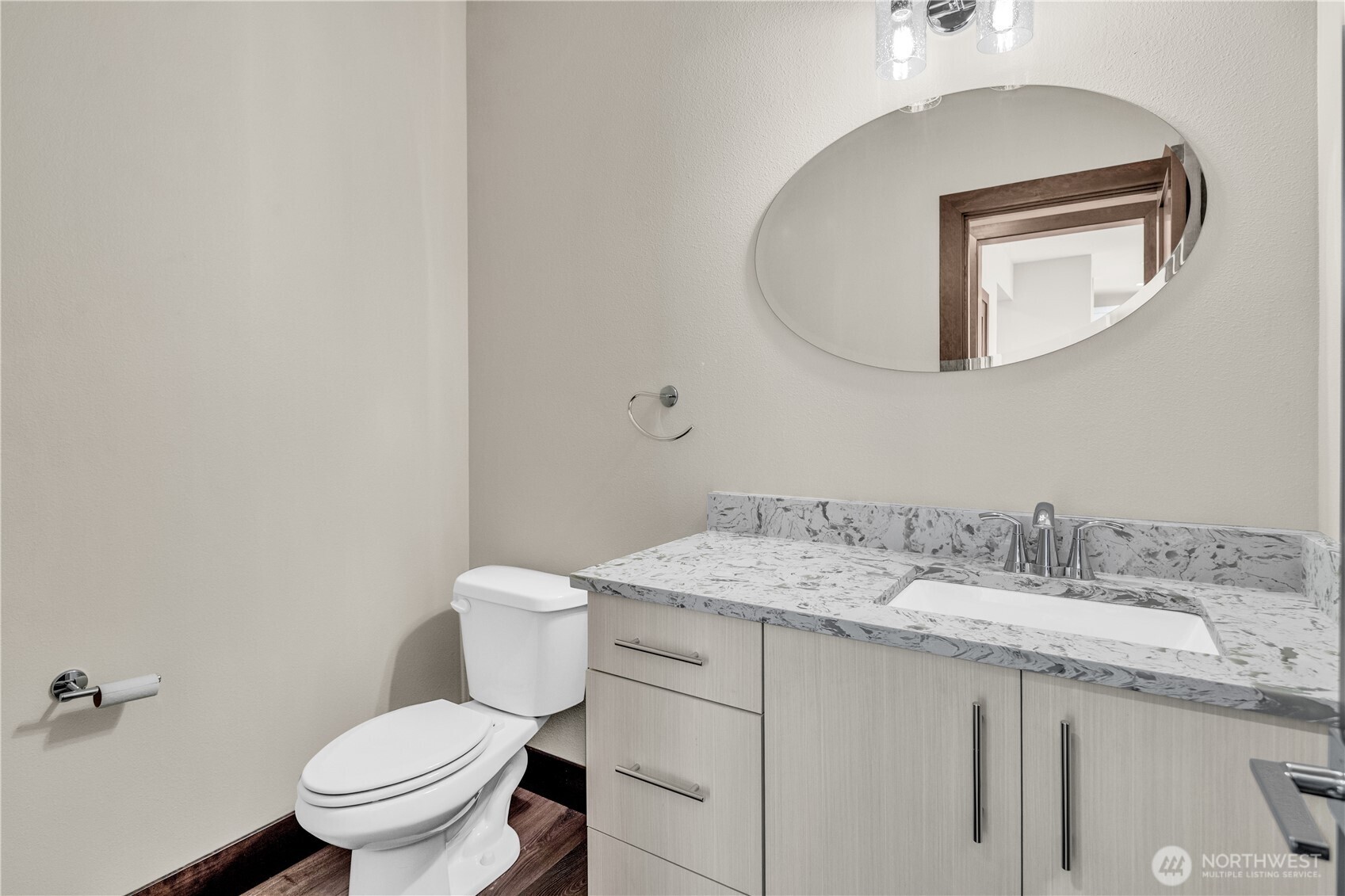 Lower level powder room 1/2 bath