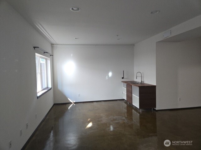 /NWM2494264/NWM2494264-5.jpg