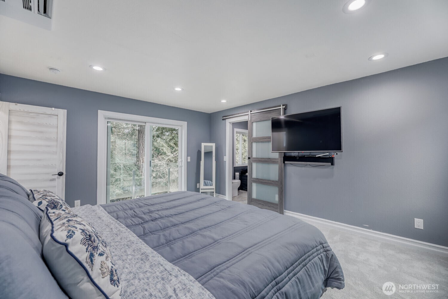 2nd story prime bedroom.