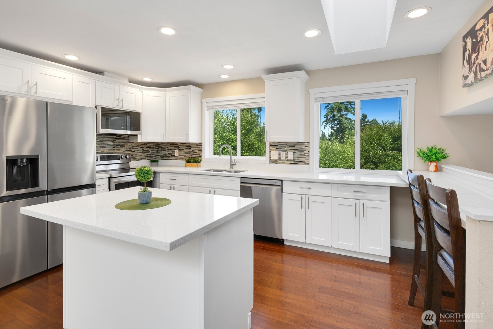 Open concept formal living/dining & kitchen