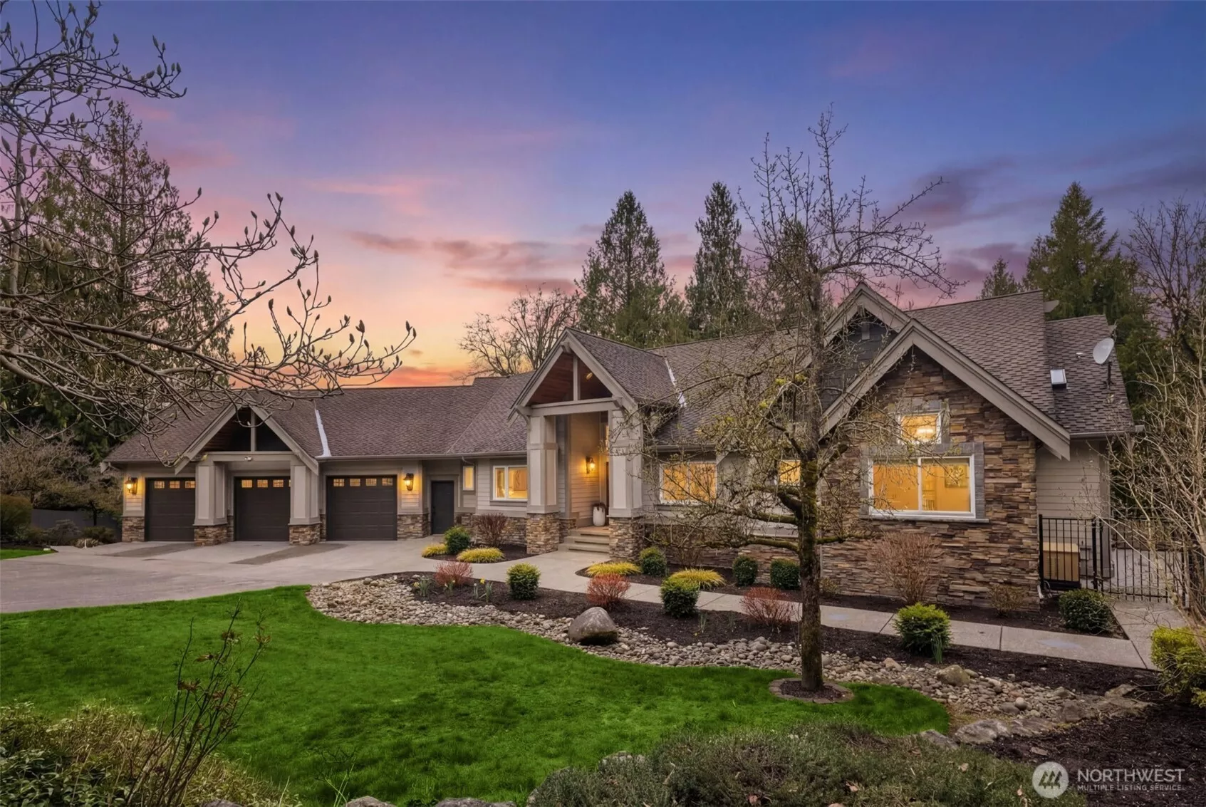 Stunning approch with gated privacy