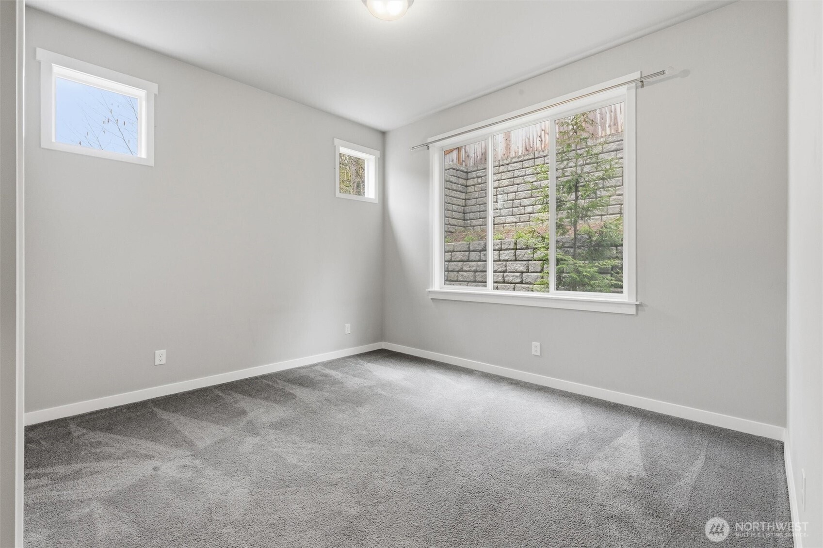 Bedroom #2 (Main Floor)