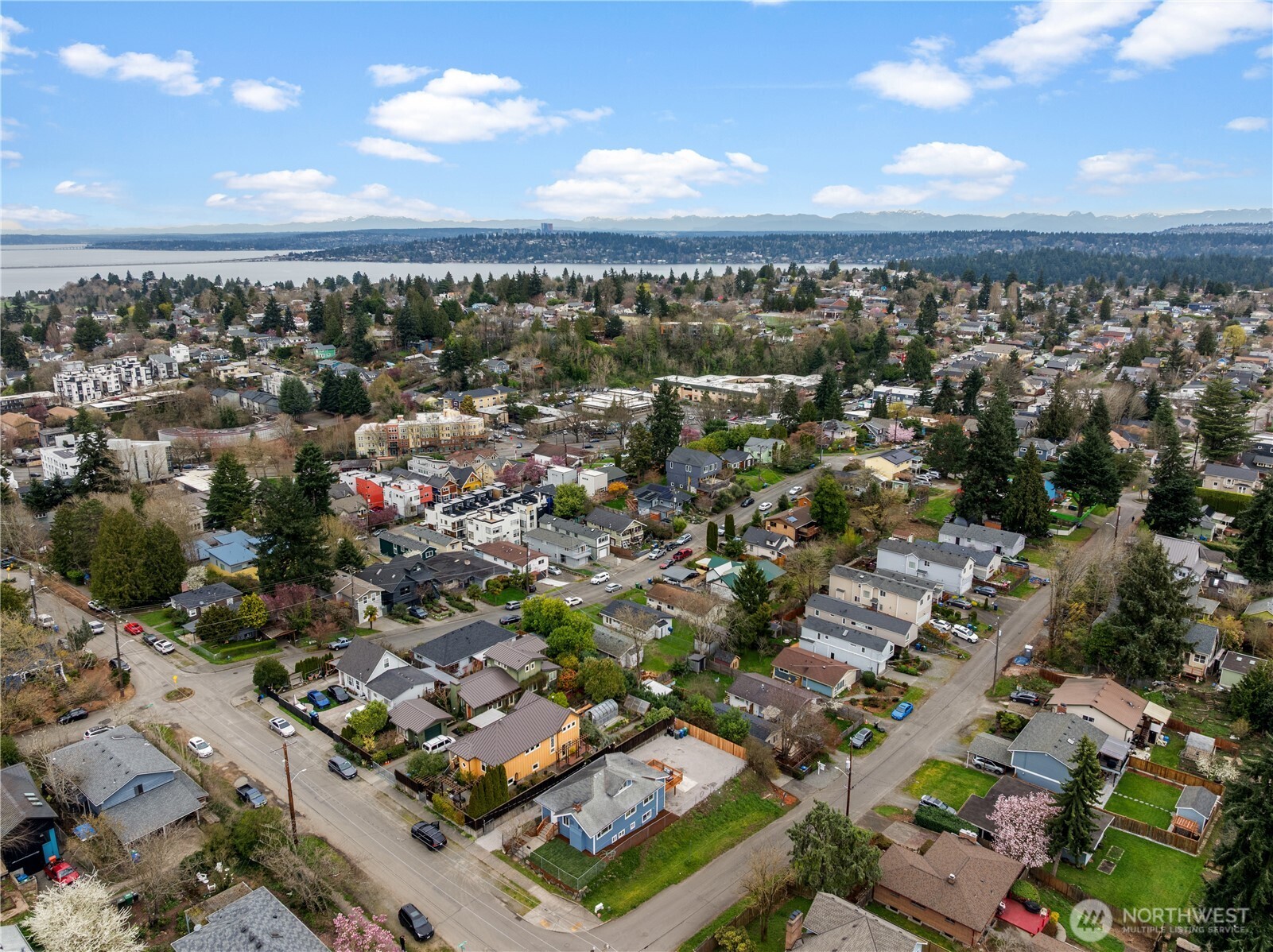 Lake WA, Sewer park near by