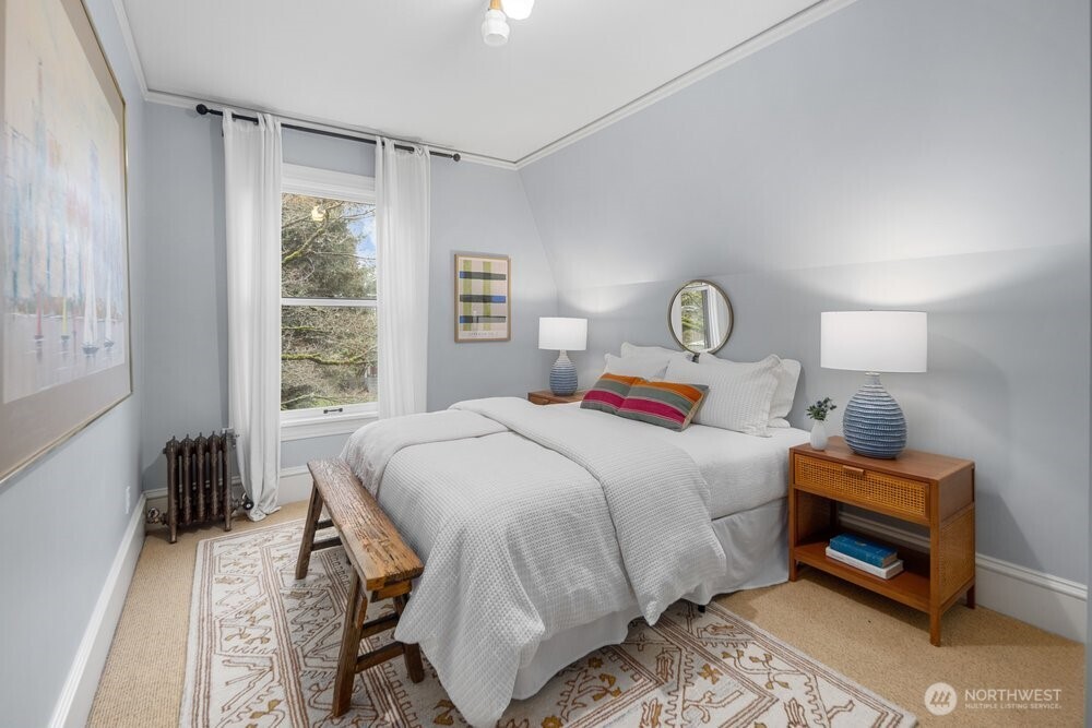 Bedroom 4 with another walk-in closet