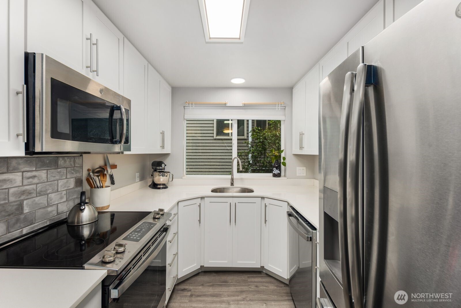 Kitchen with plenty of cabinet storage
