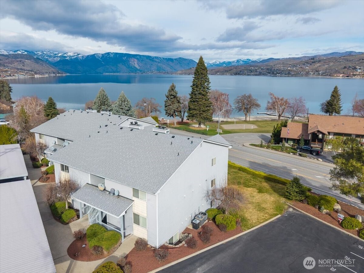 Lakeside public park directly across the street from this unit.