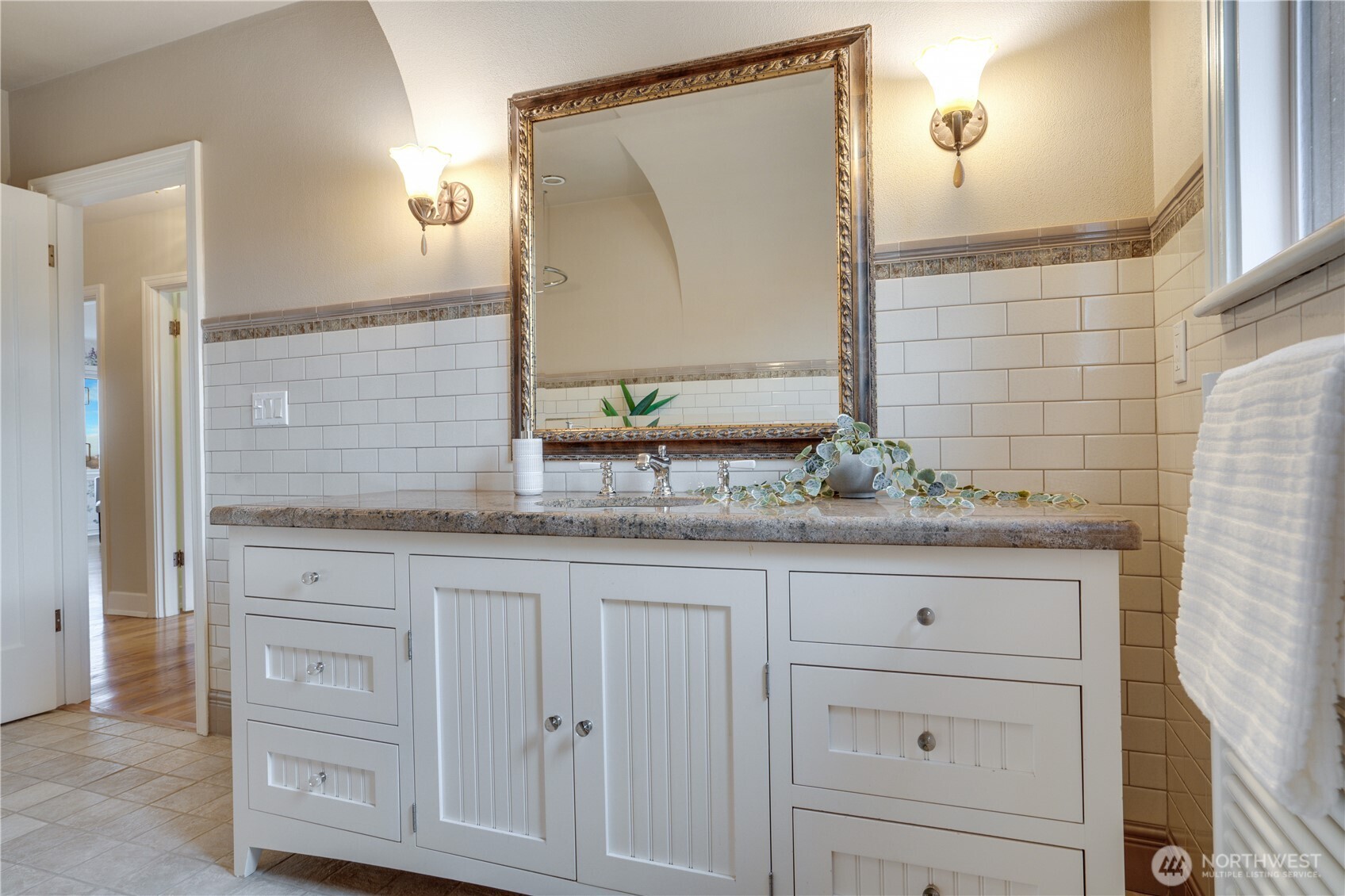 The shared bath that ends the argument.