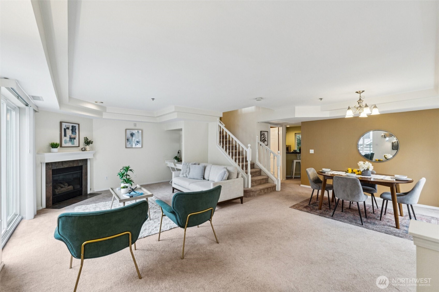 another look at the Living room.