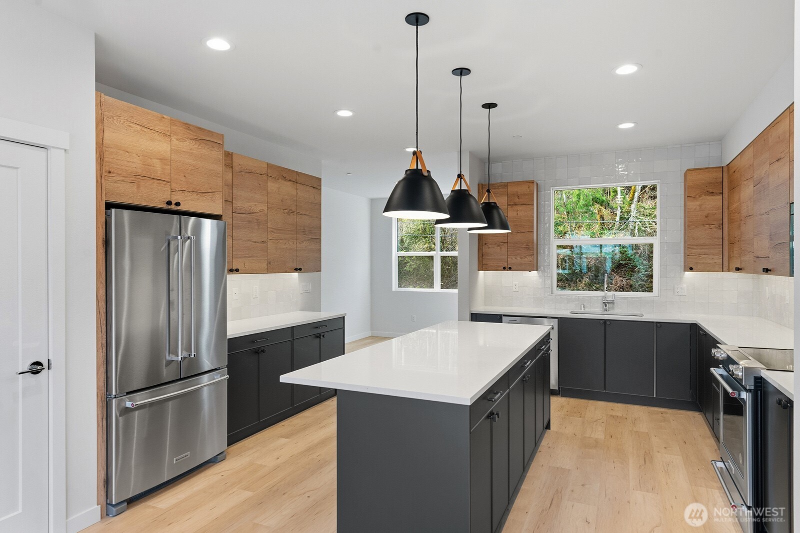 Floor plans and color palettes vary.