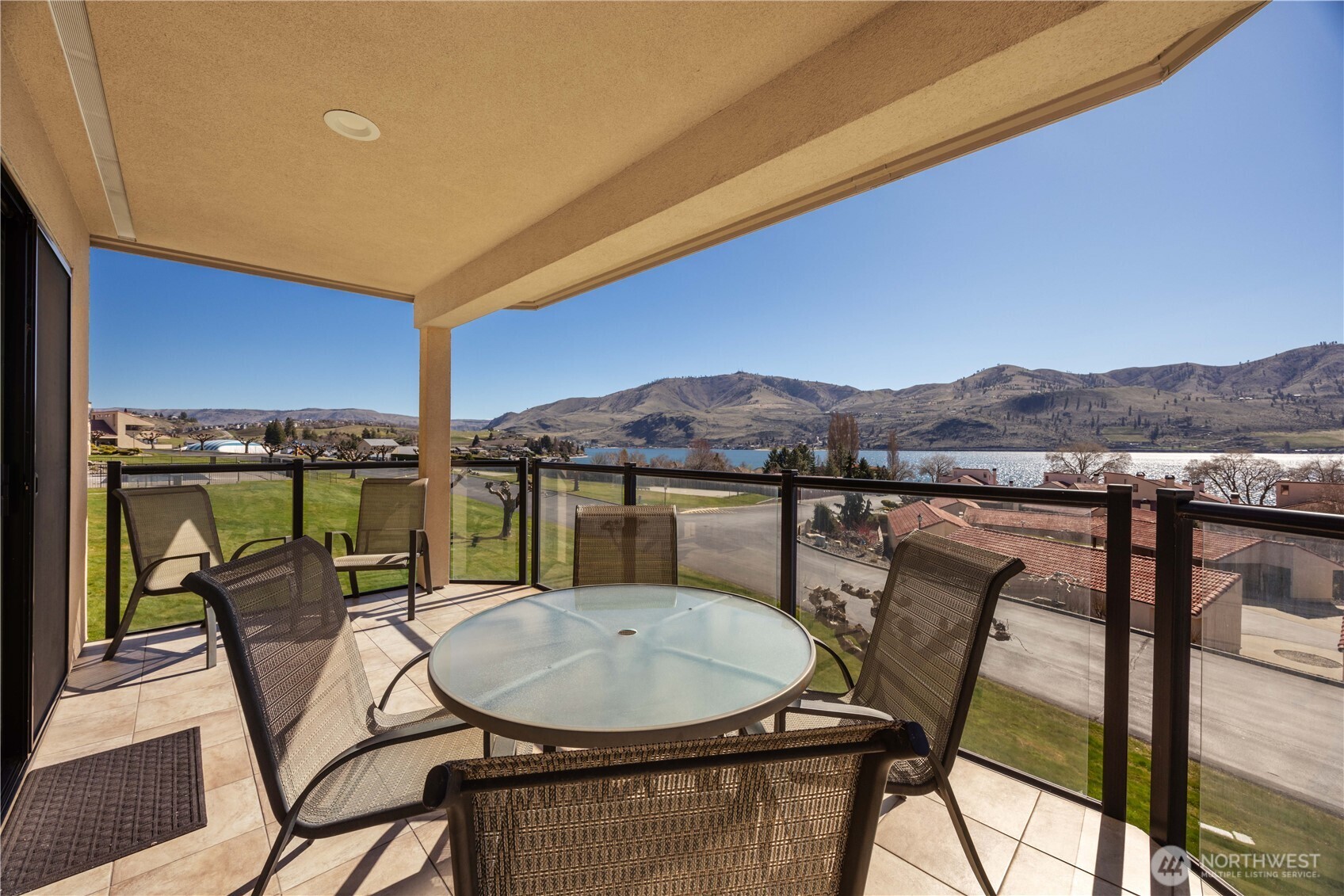 Lake Chelan and Chelan Butte Views