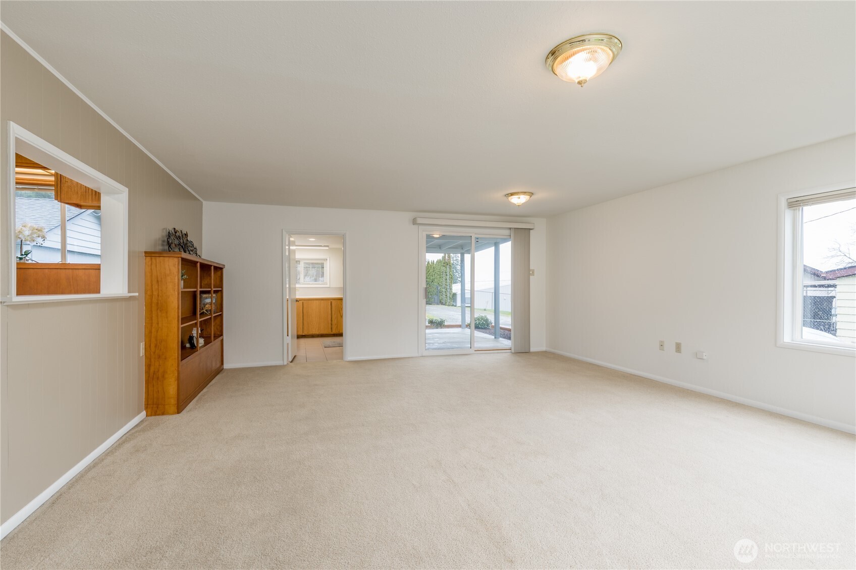 Direct access to laundry room and the covered back patio