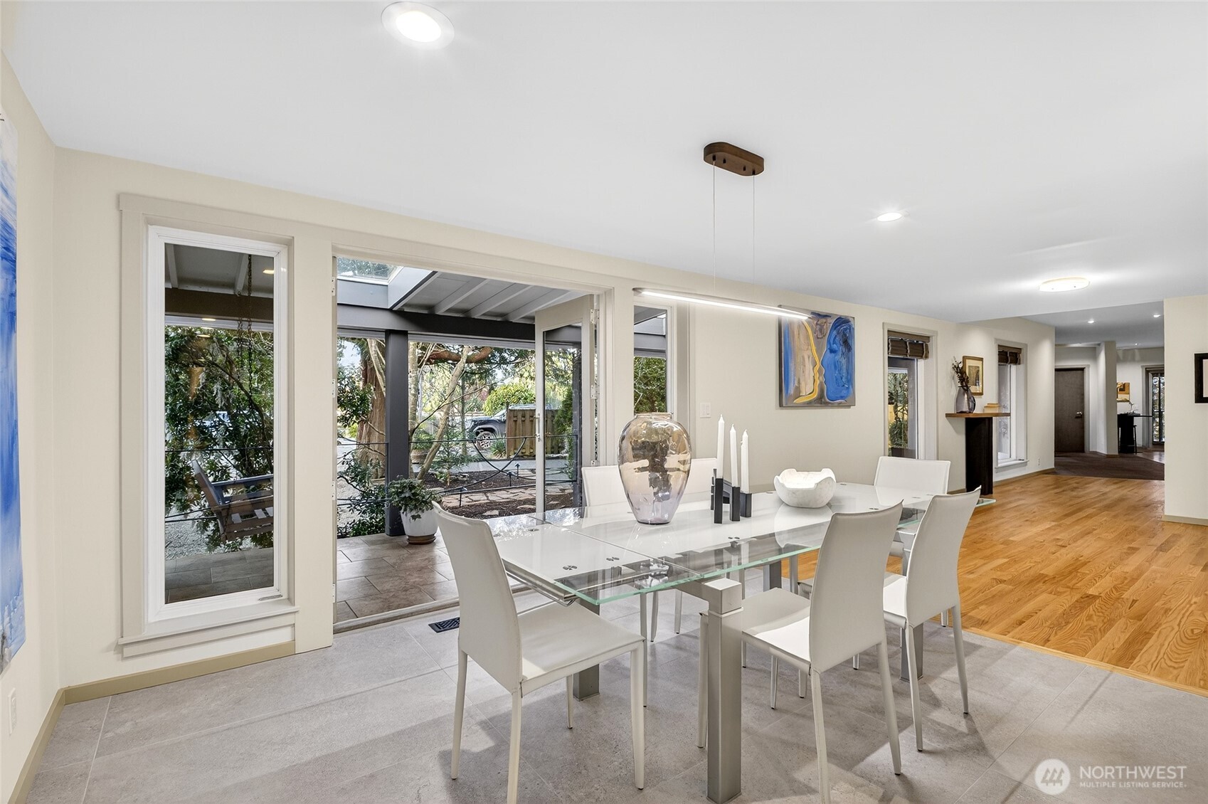 Dining Area Seats 12+