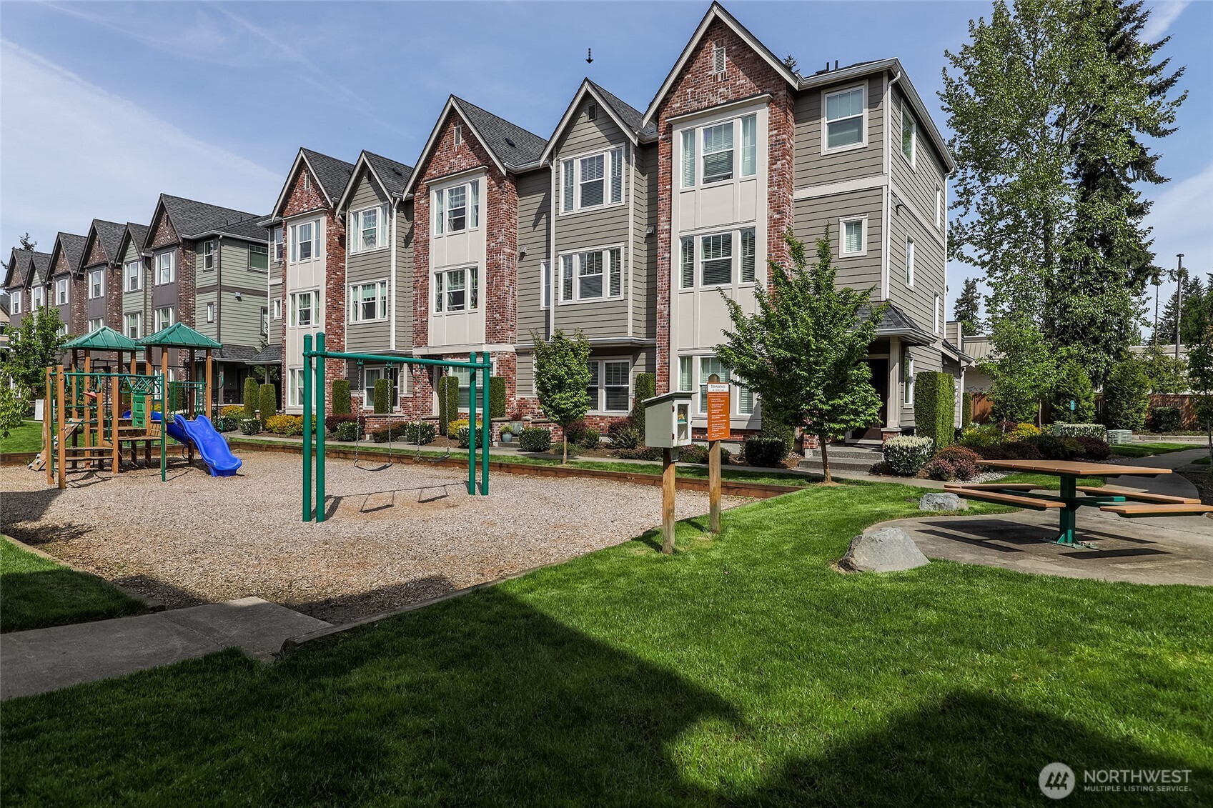 Courtyard with open space, small playground