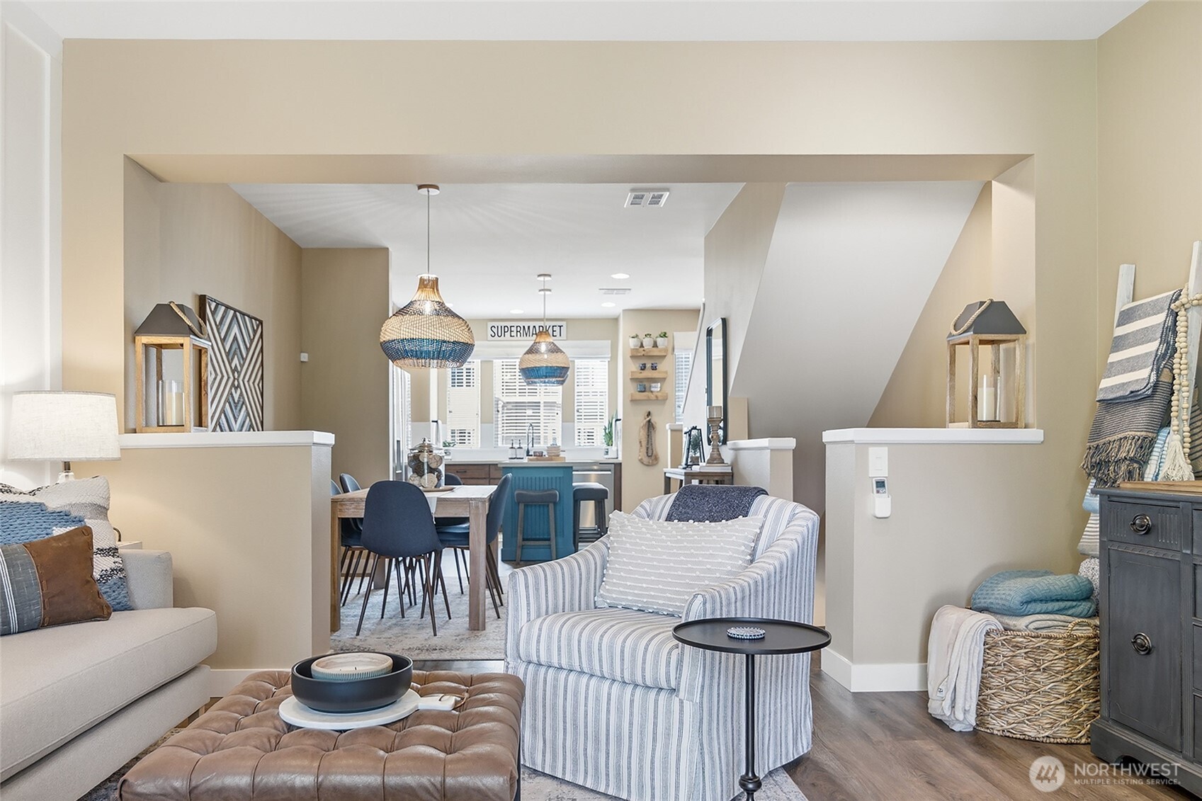 Living room, view to kitchen