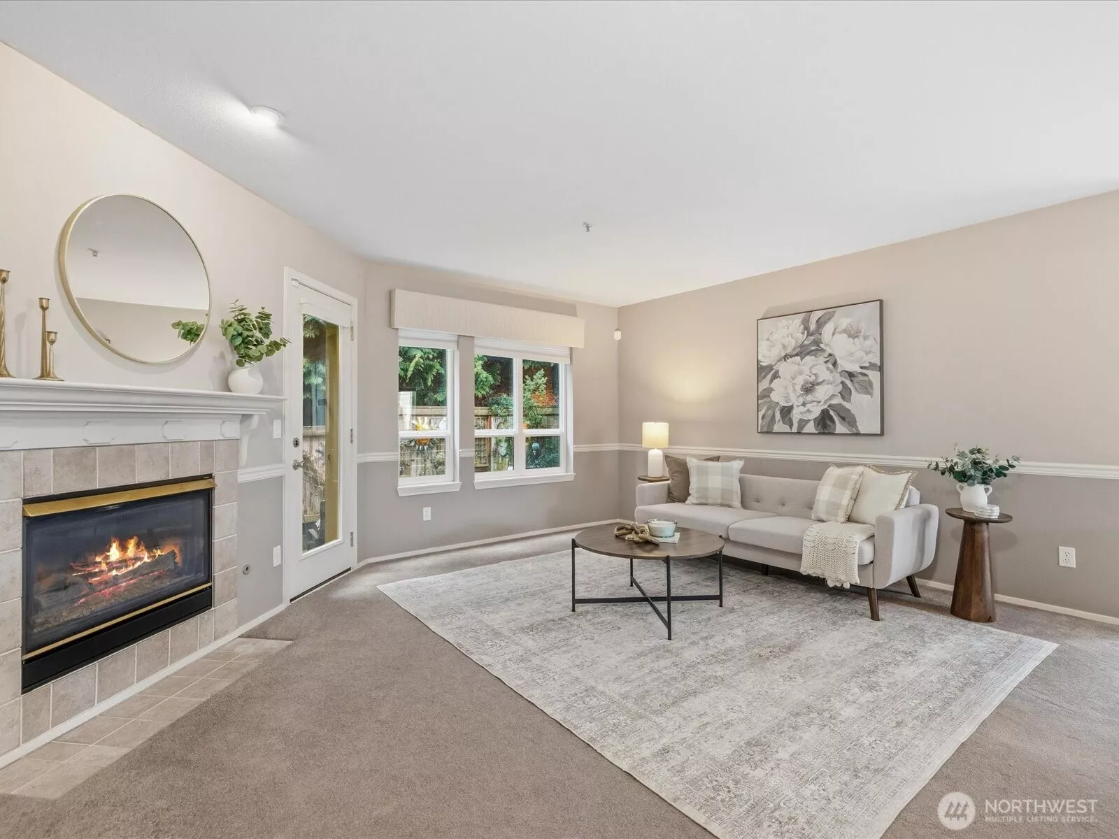 Welcome home to this move in ready townhome!