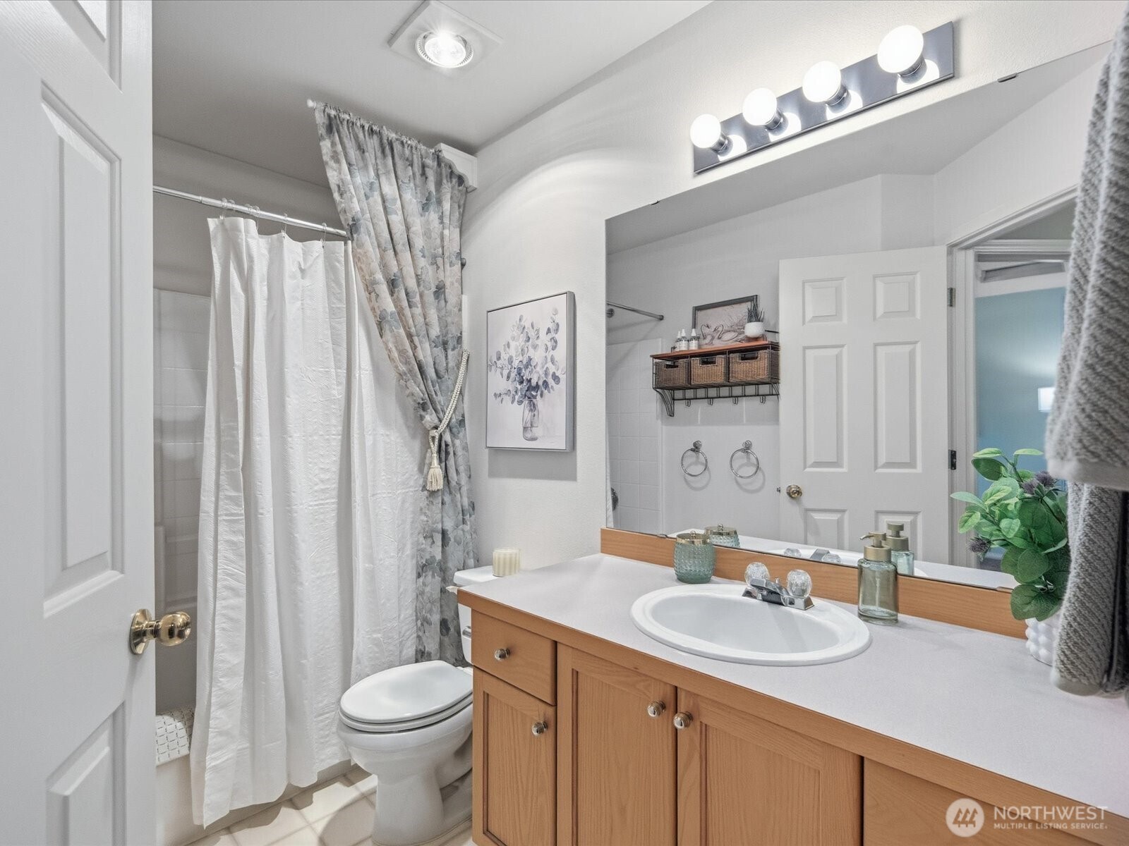 Second full bathroom