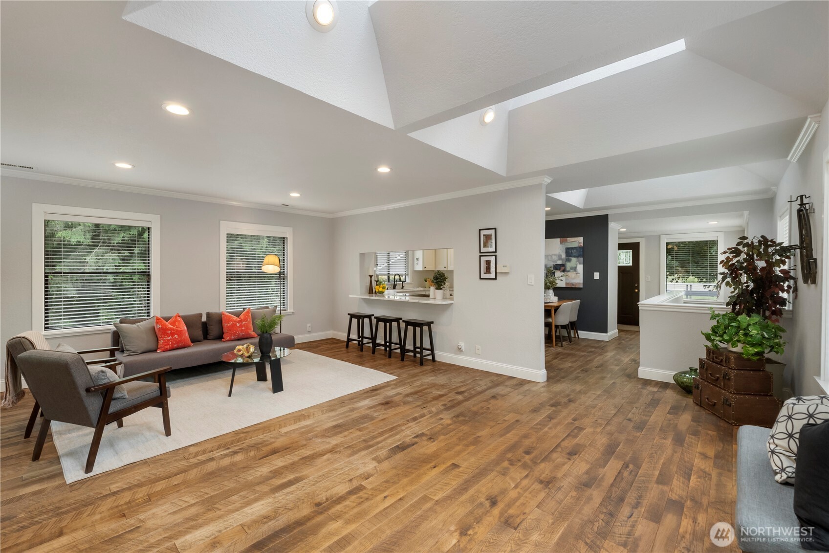 Open and bright living room.
