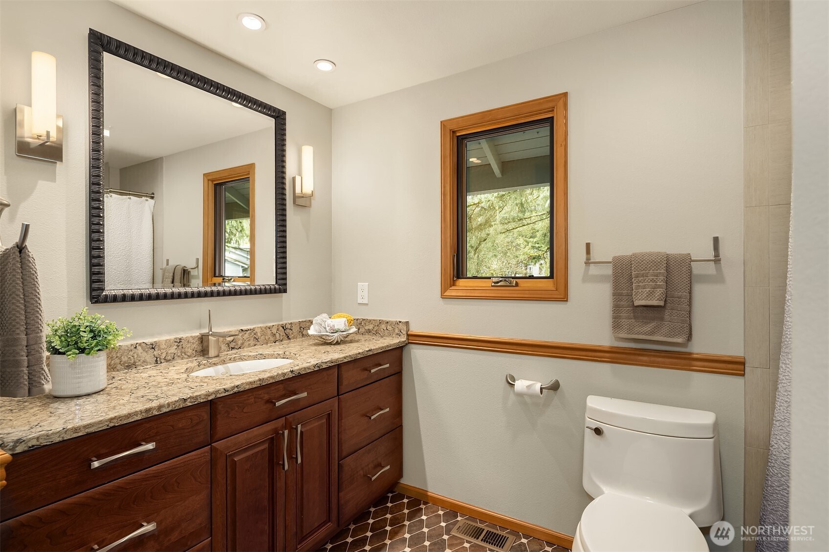 2nd Level Full Bath w/Heated Floor