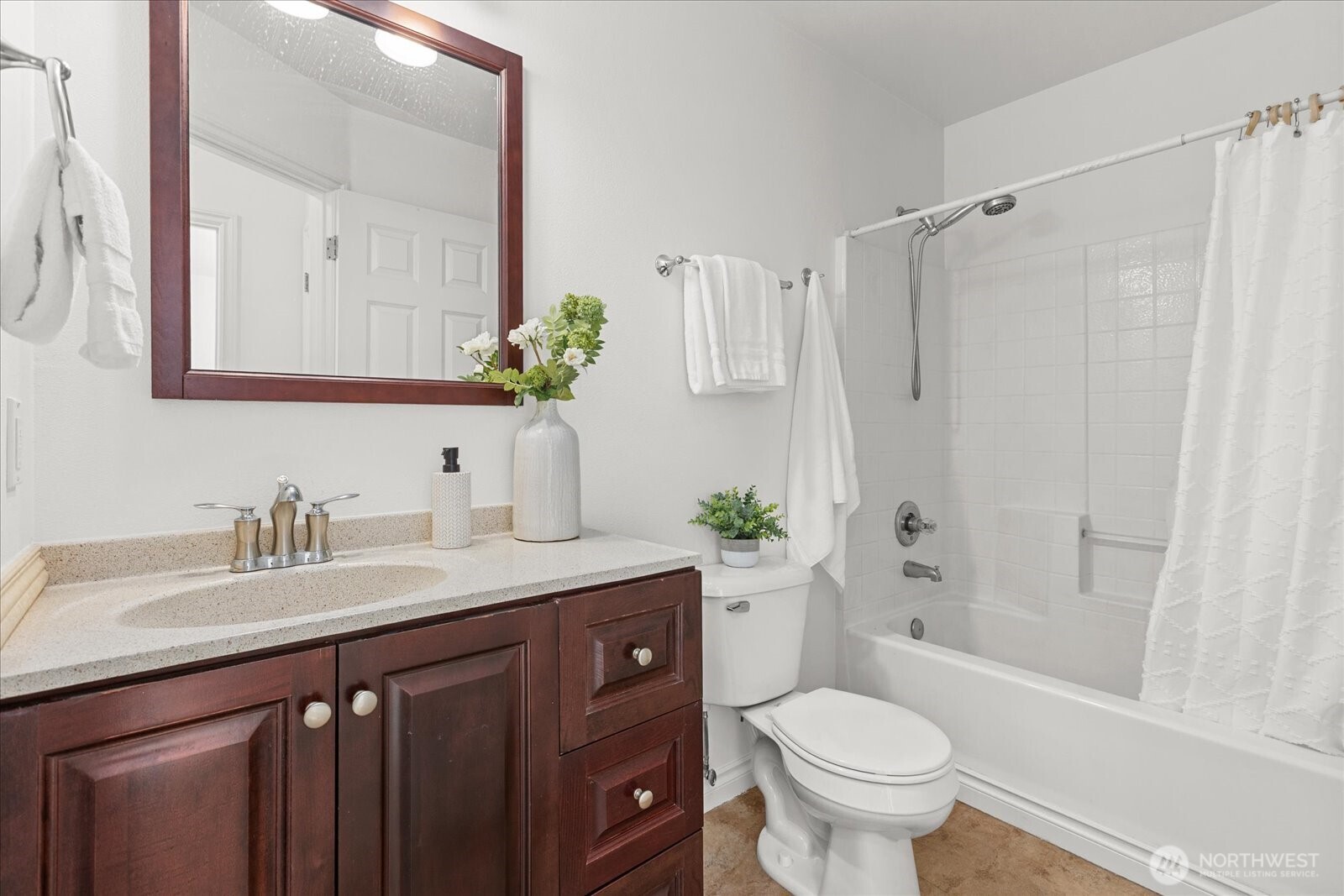 Hall Bathroom Upstairs