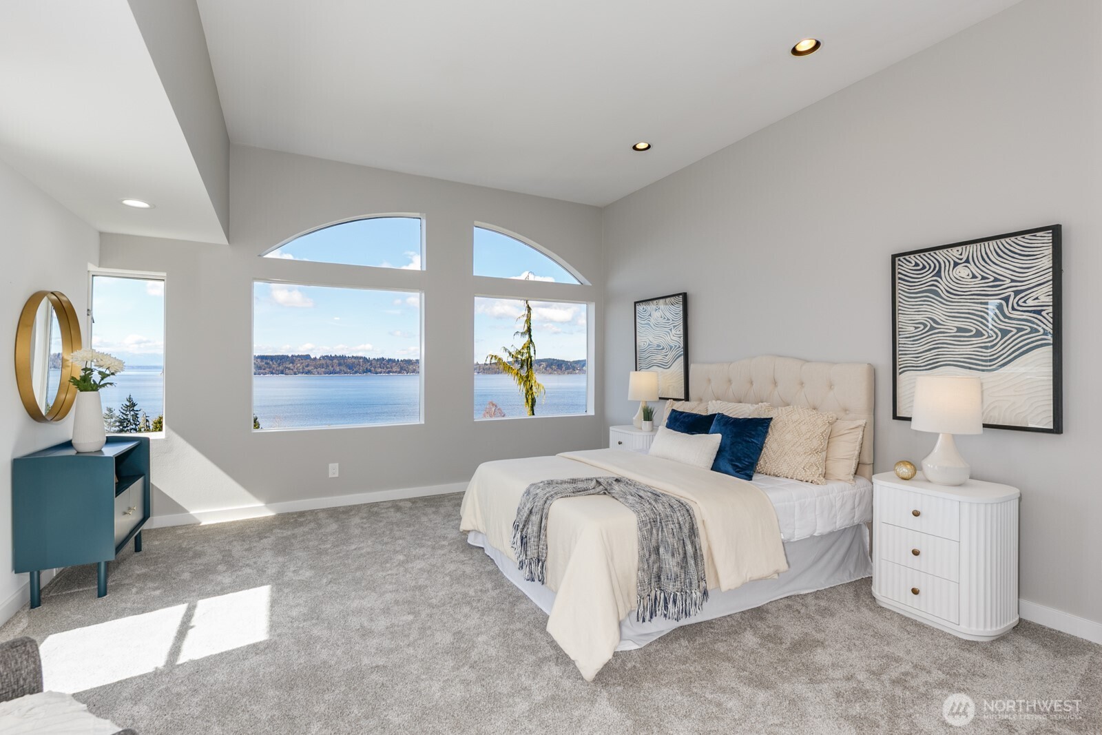 Note the tall ceilings and big windows.