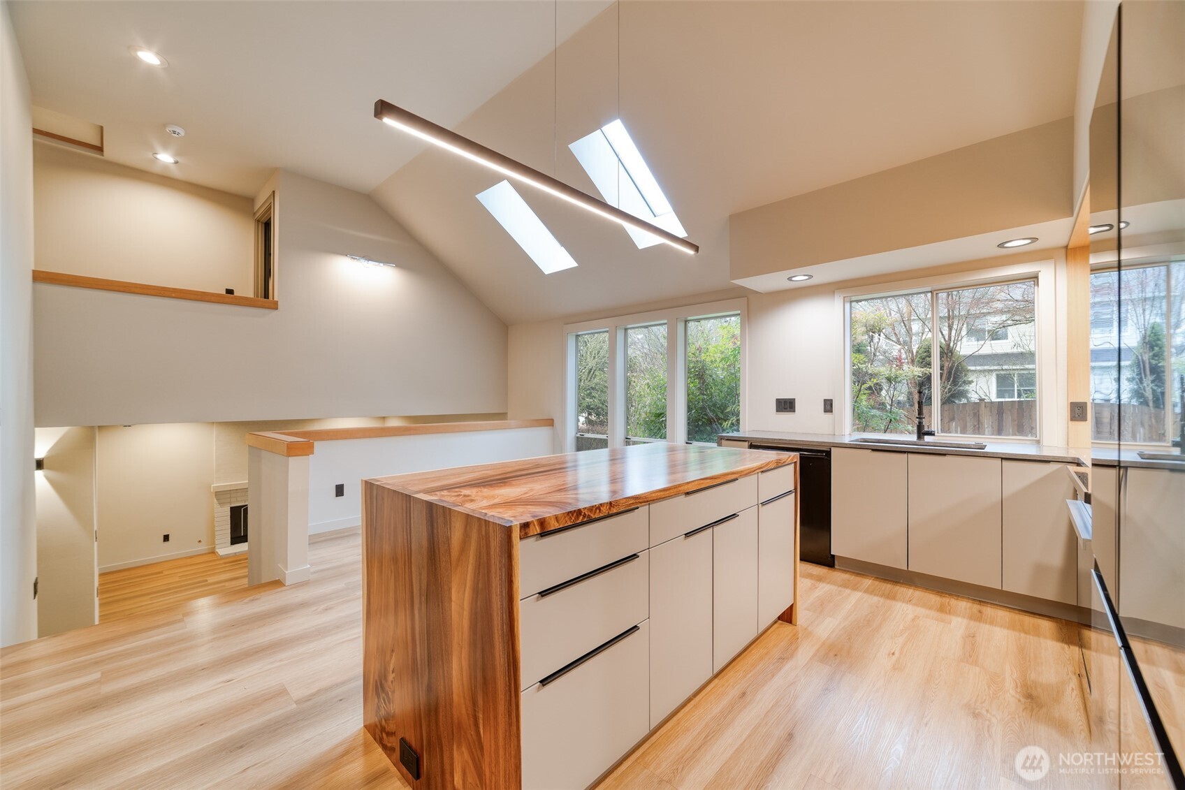 Alternate View #3 of Kitchen