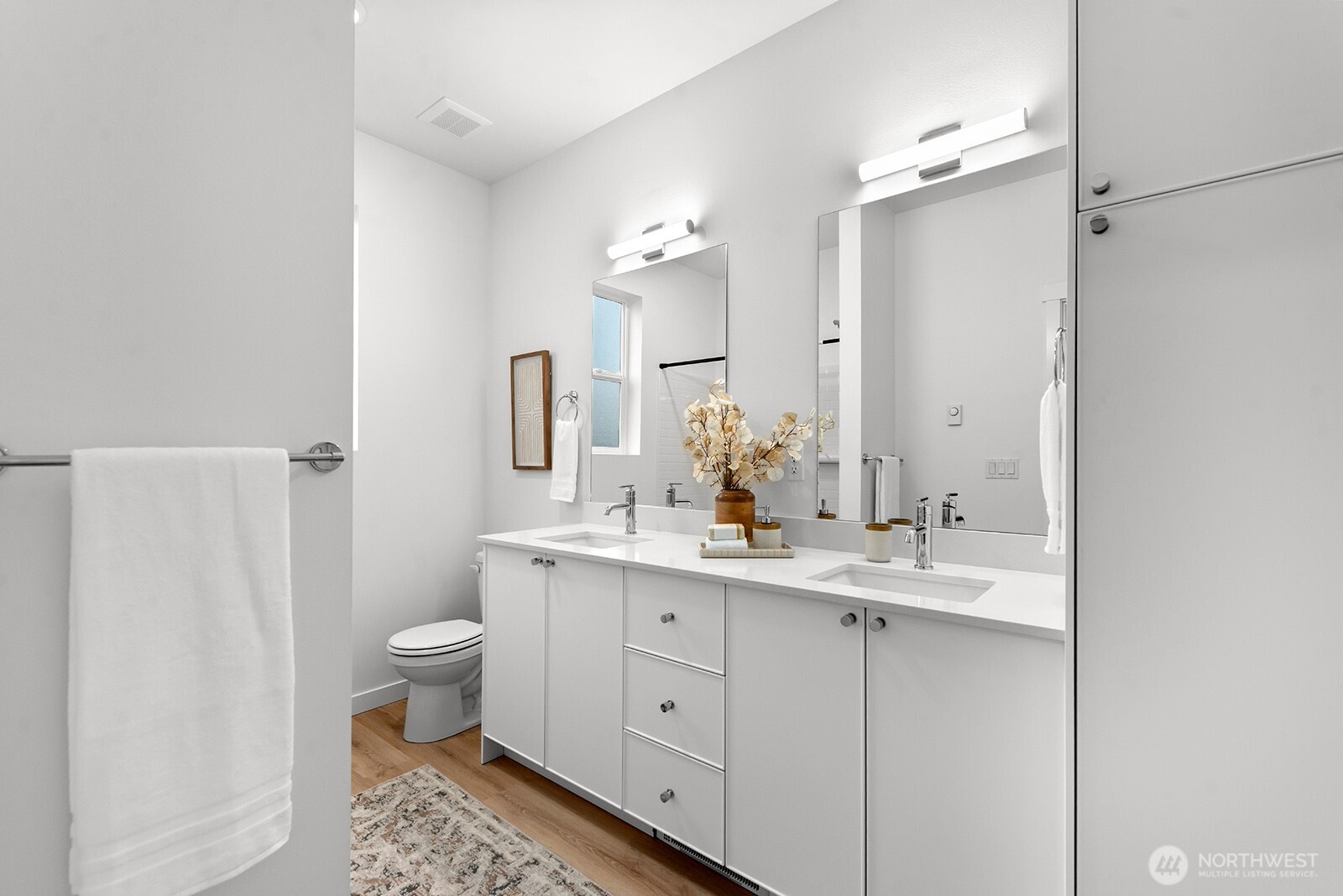 Pictures of model home. Colors and features may change.