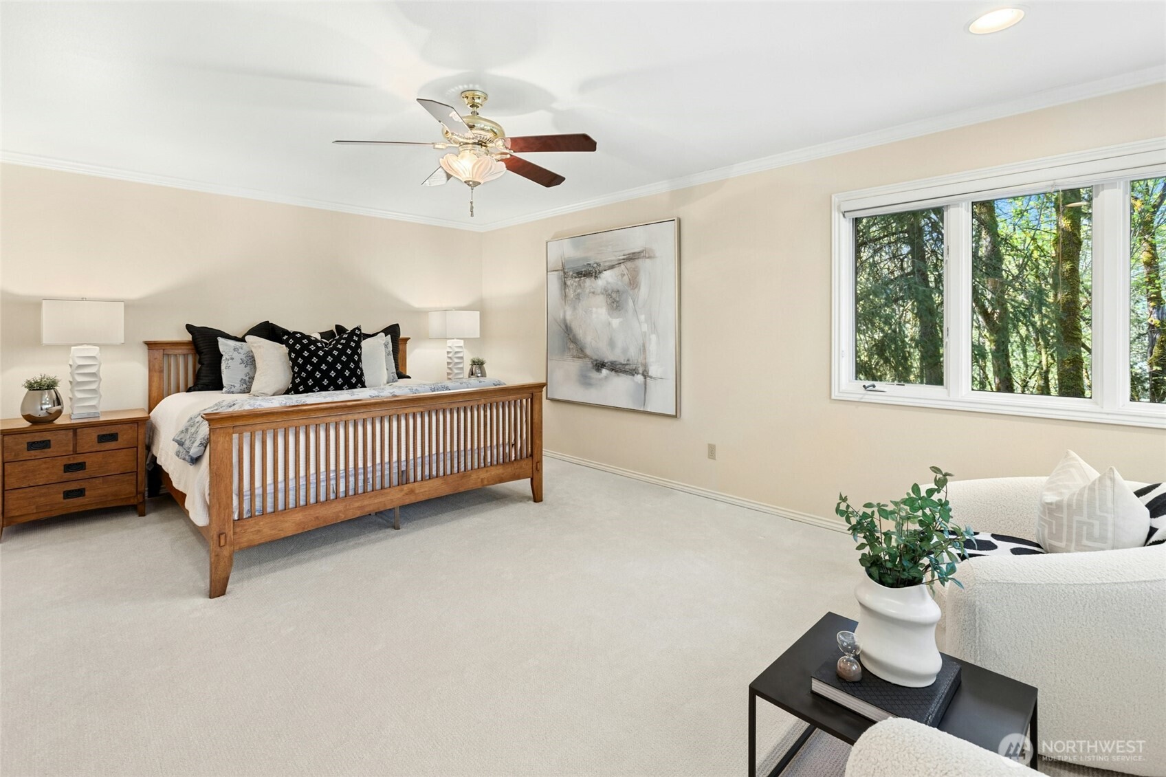 No blinds needed! You feel like you are in a park.