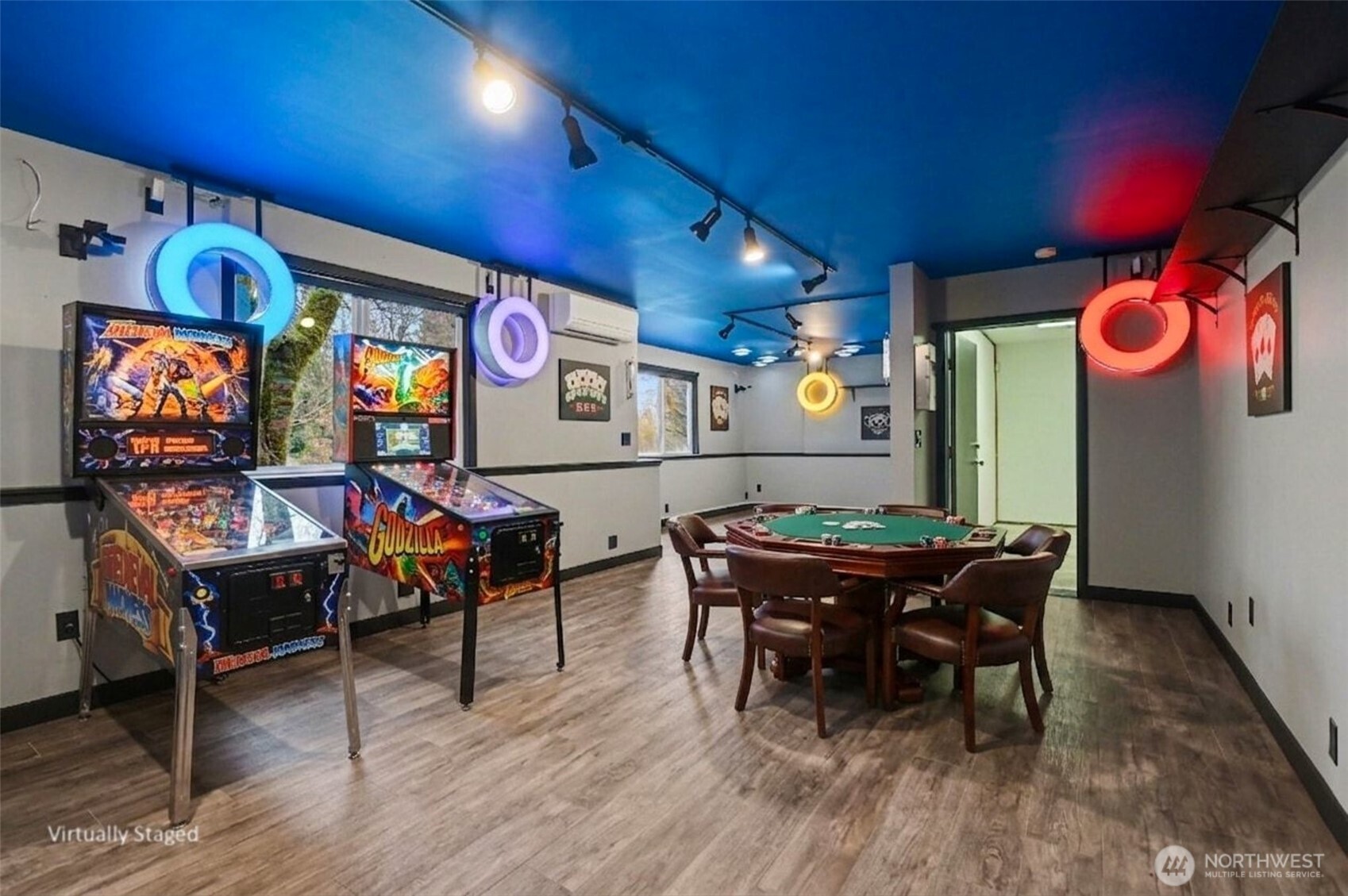 NEW game room or dance studio!