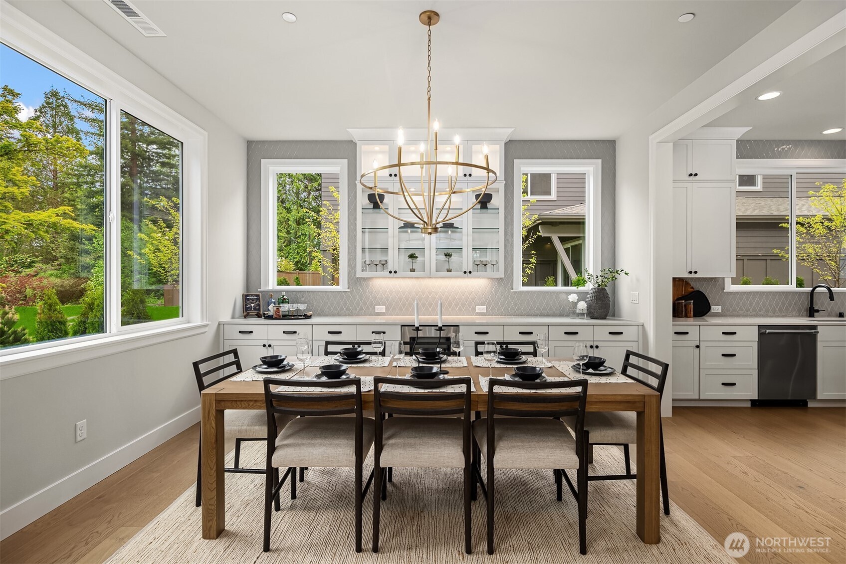 Photos are from a similar Carbondale Plan, selections may vary.