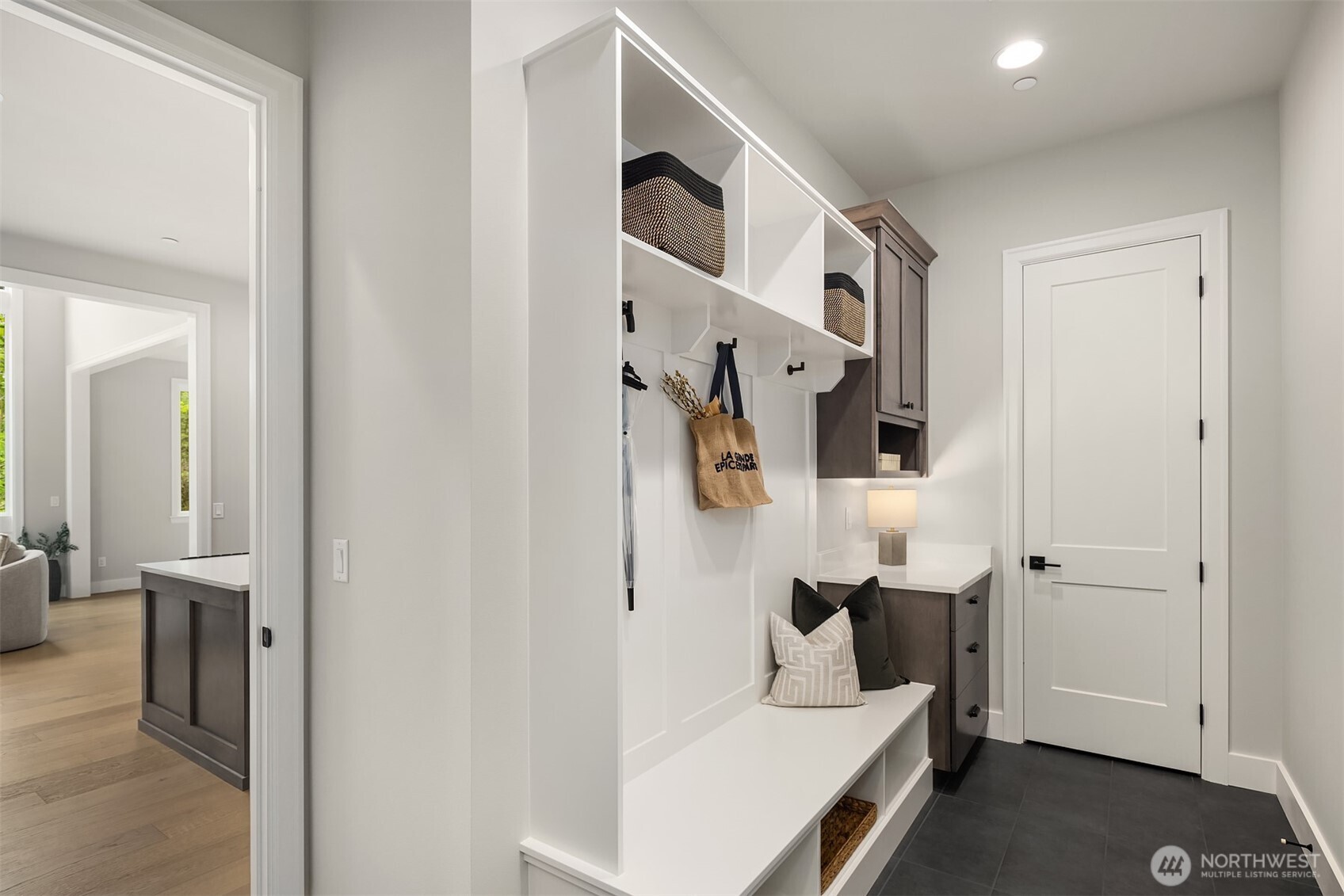 Photos are from a similar Carbondale Plan, selections may vary.