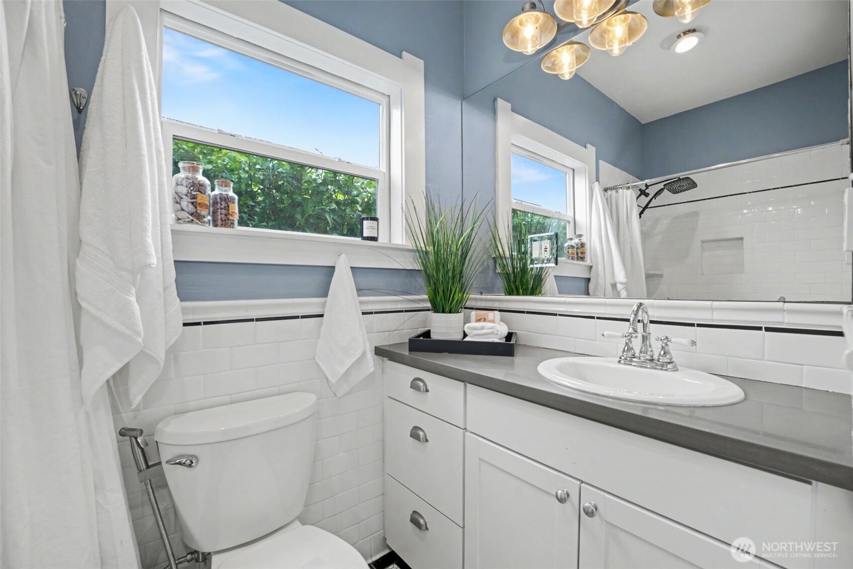 Primary Closet w/built ins.