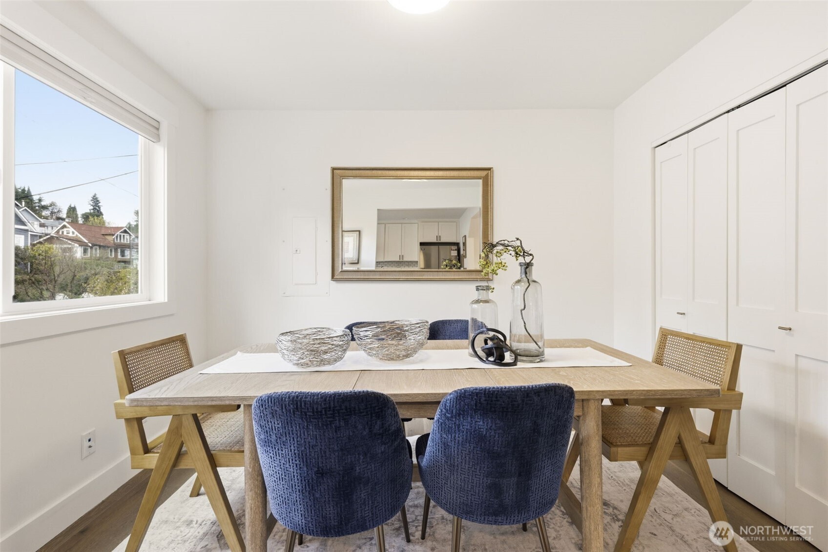 Separate Dining Room off kitchen w/closet (could be 4th bedroom)