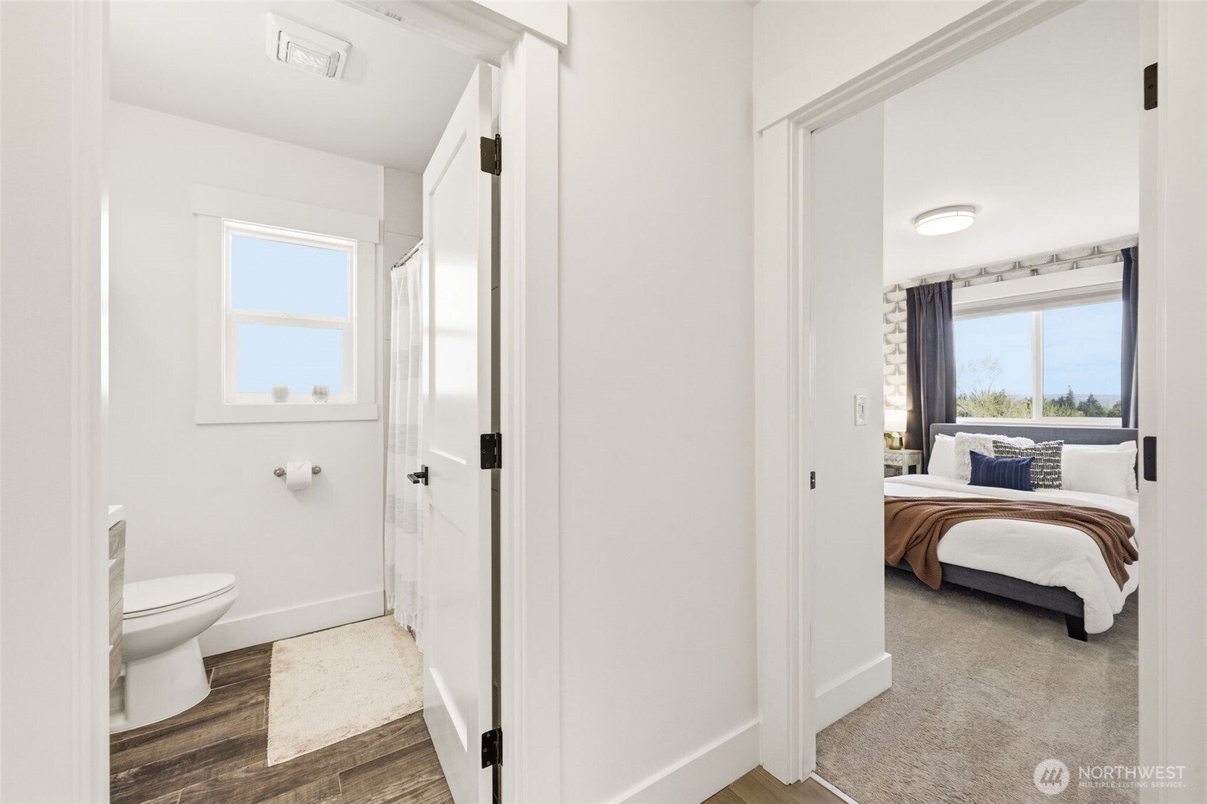 Main Level Adjacent Full Bath