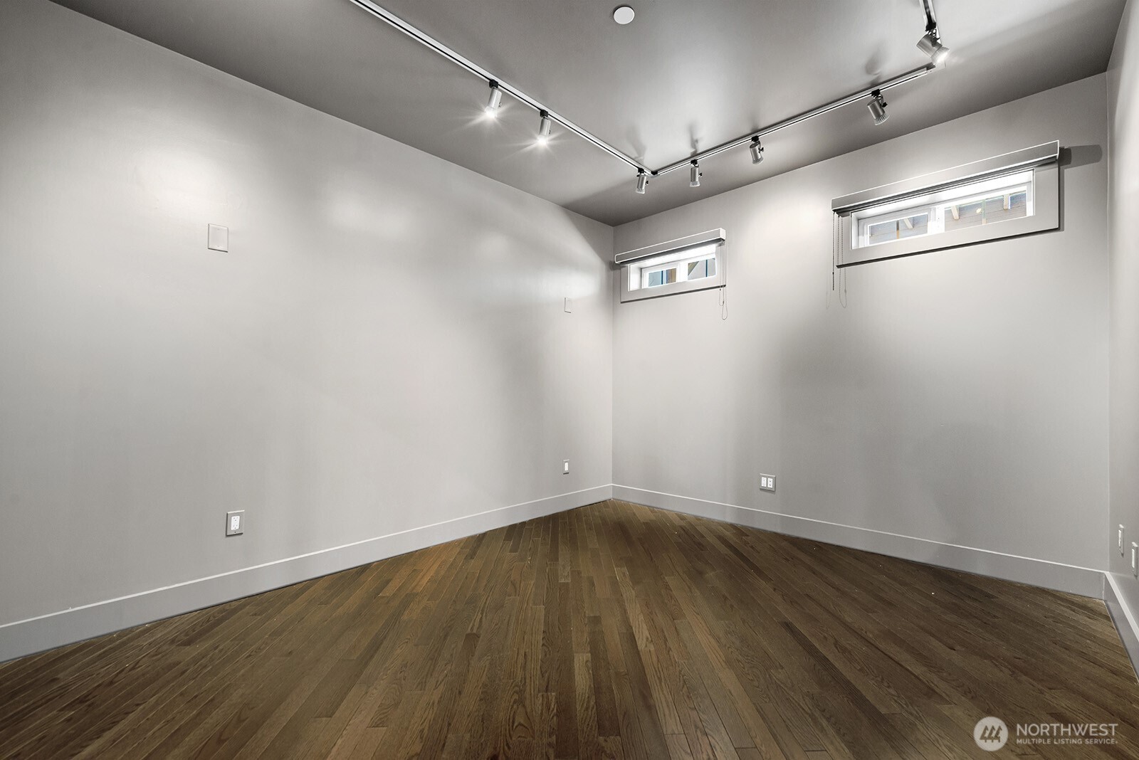 Bedroom/den off of entry