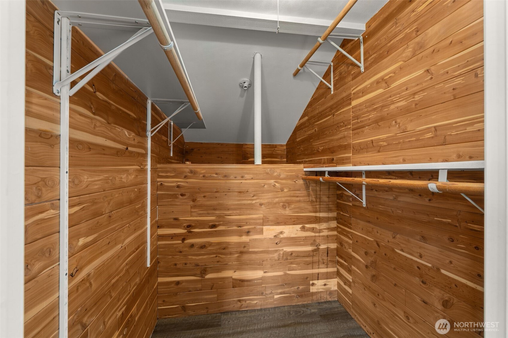 Walk in closet