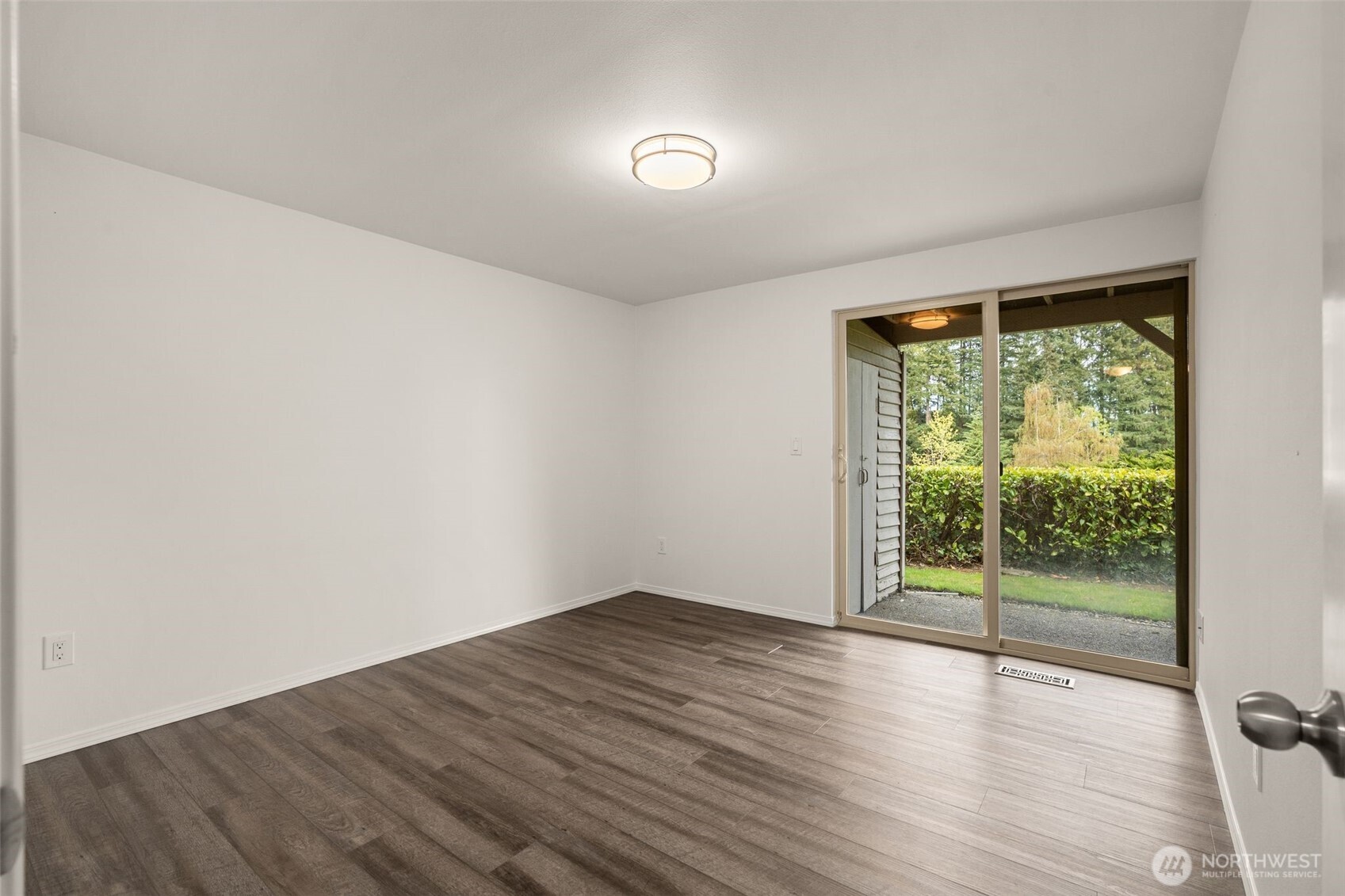 4th bedroom