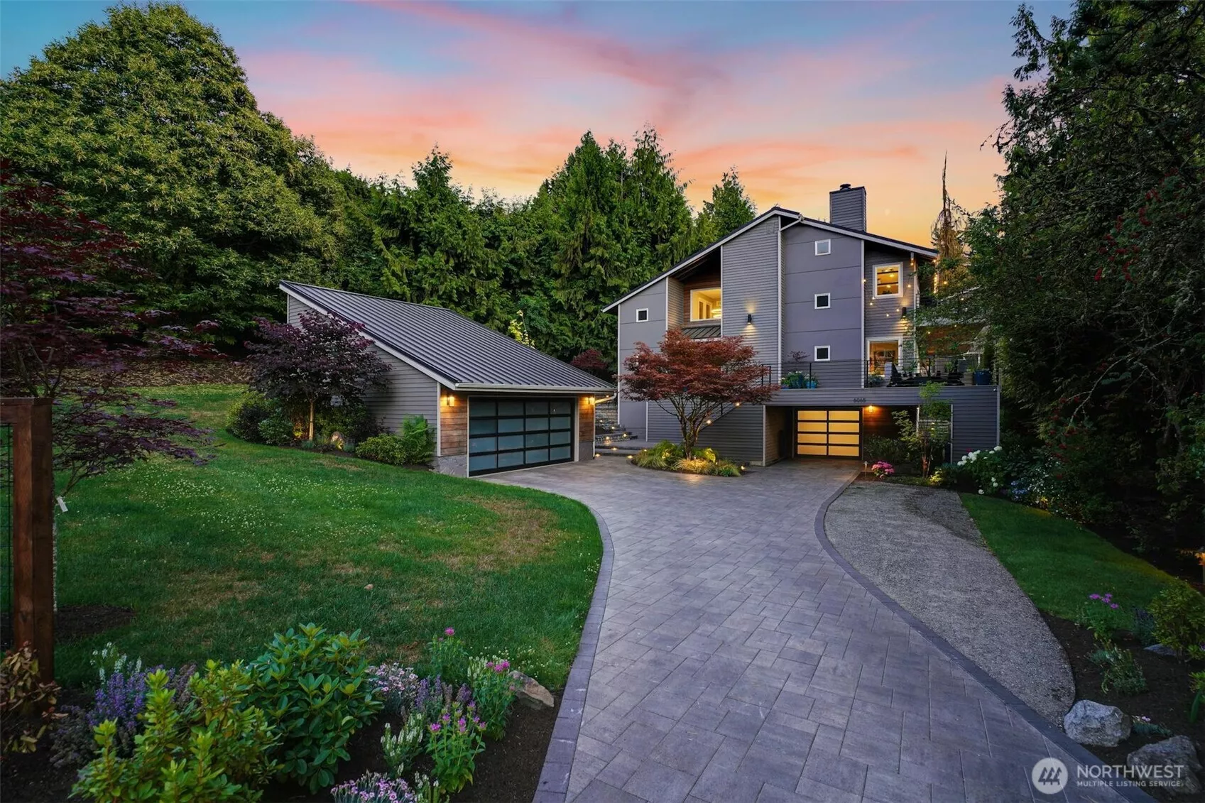 Nestled in sought-after Holmes Point, this spacious residence features 4 bedrooms, 4.5 bathrooms