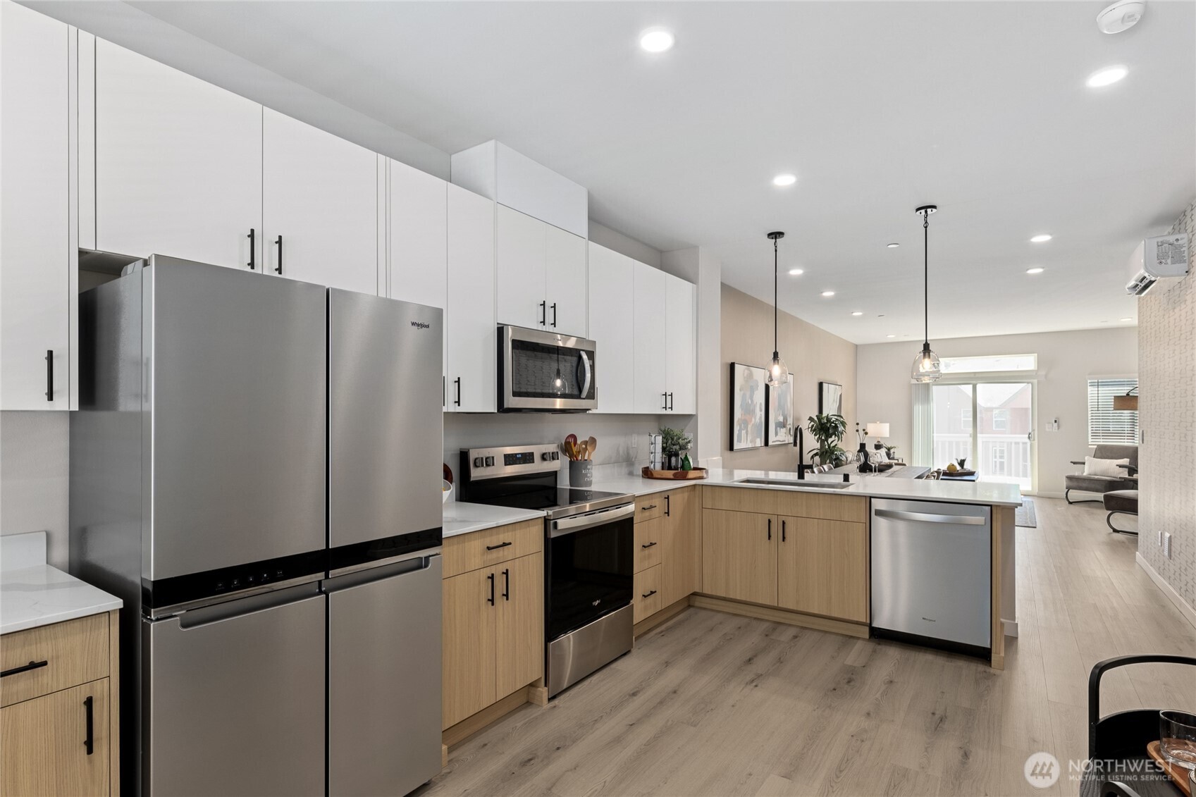 Photos are for representation only.  Features, colors and selections may differ from photograph. See site agent for details.