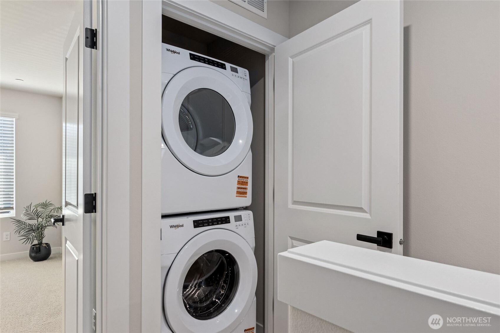 Photos are for representation only.  Features, colors and selections may differ from photograph. See site agent for details.