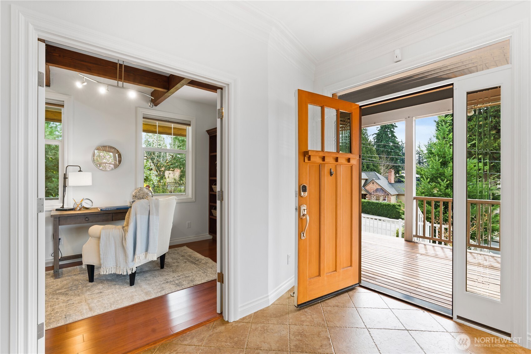 Entry & Dedicated Office