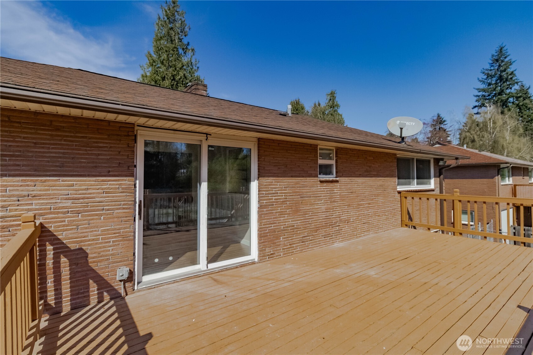 Another view of deck at slider