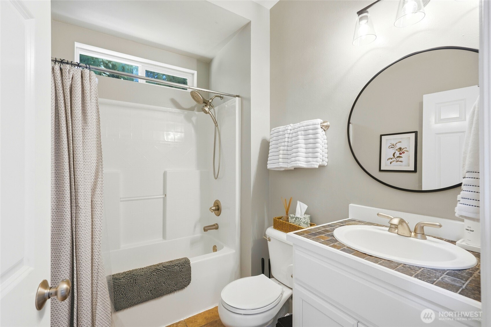 Main floor bathroom.