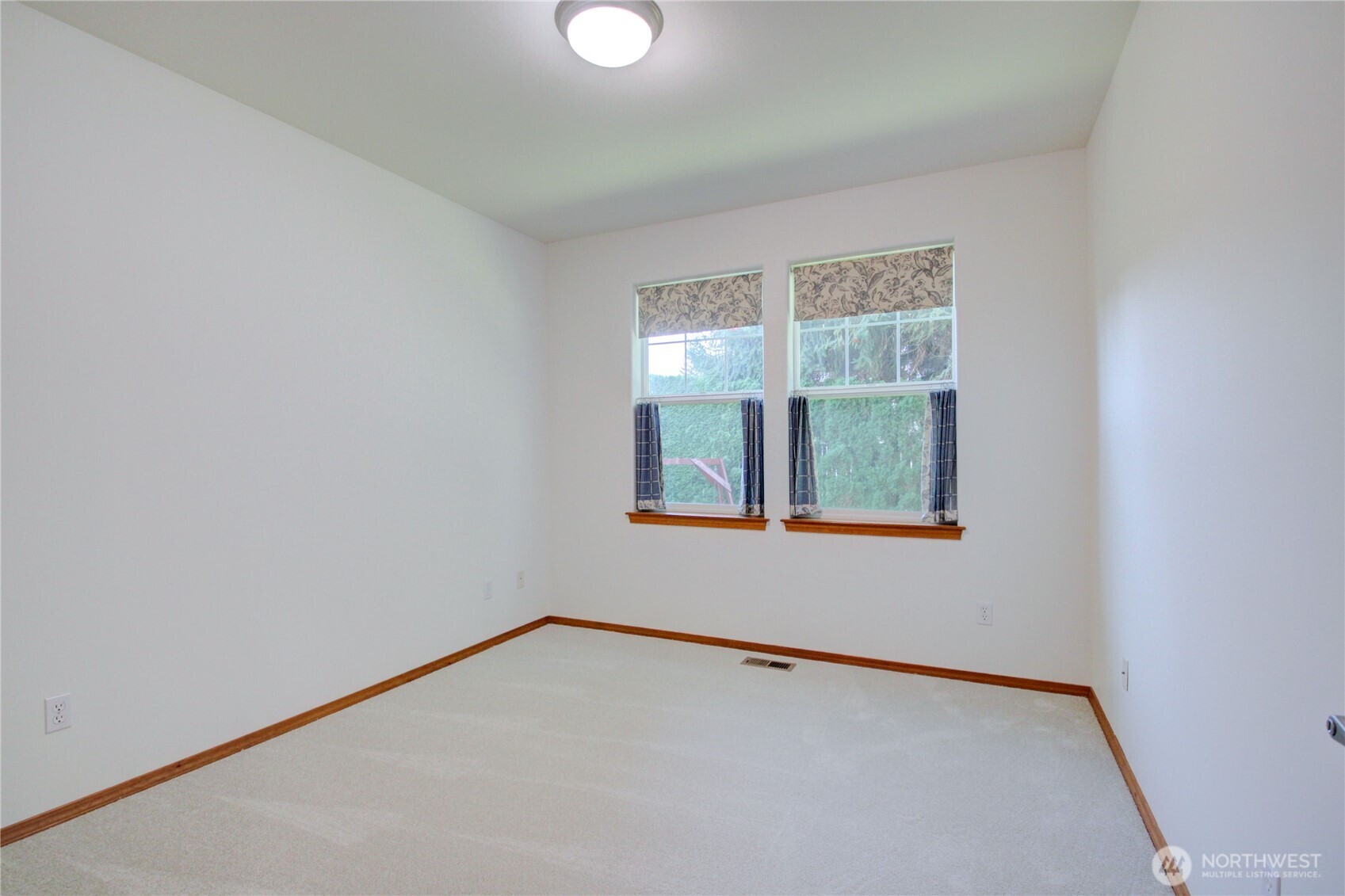 Bedroom 2 has new carpet.