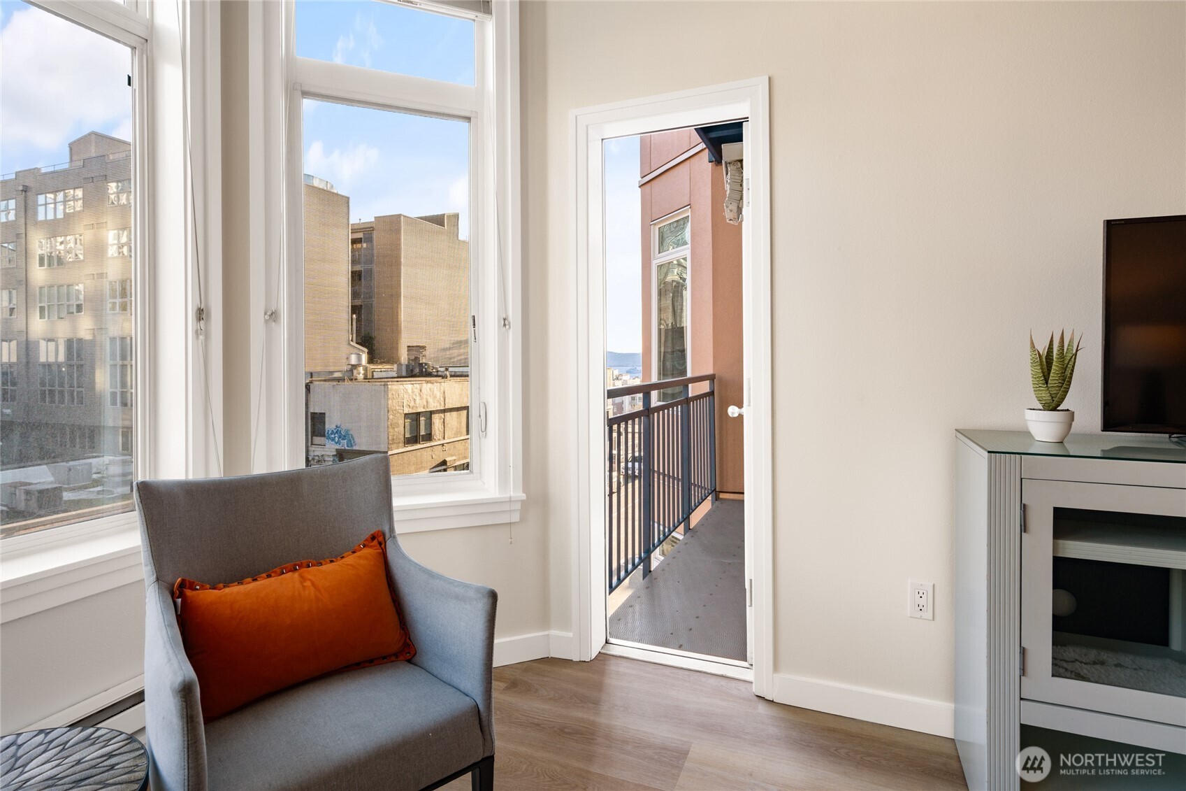 Your private balcony looks out to the downtown skyline and beautiful Puget Sound views to the west.