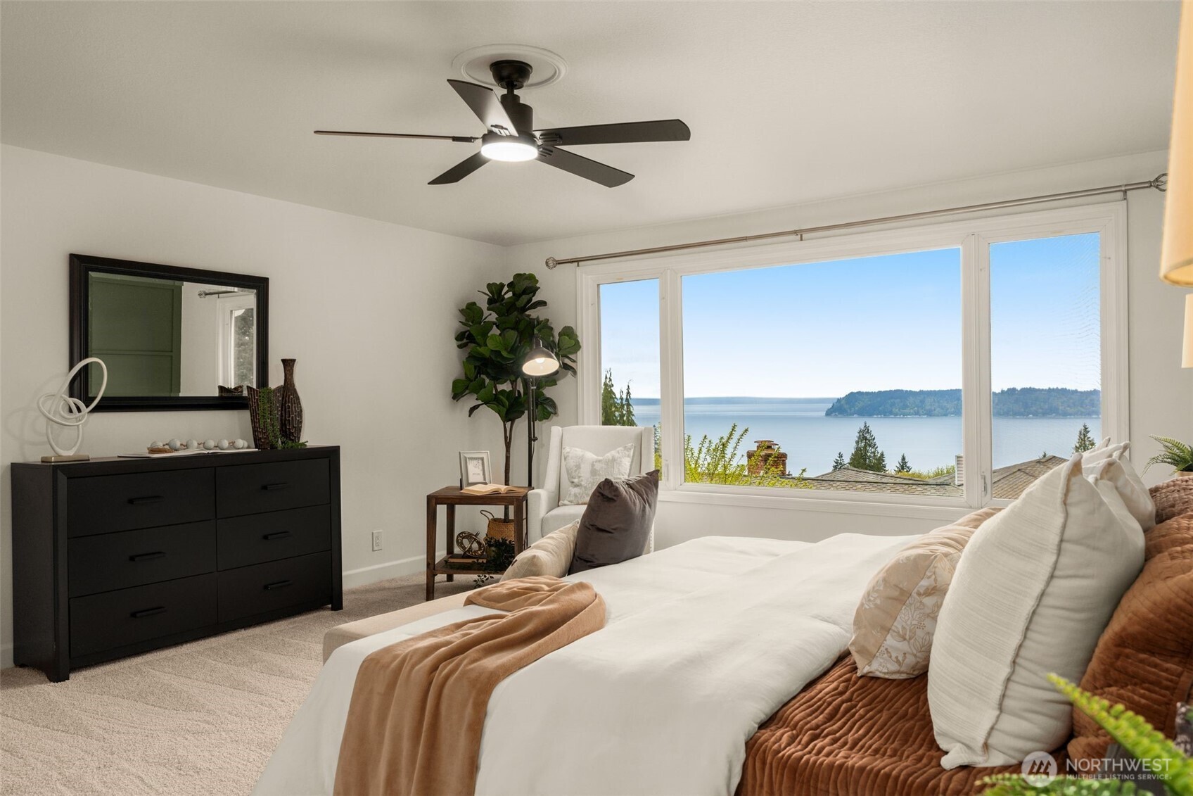 Wake up to sound, mountain, and island views!