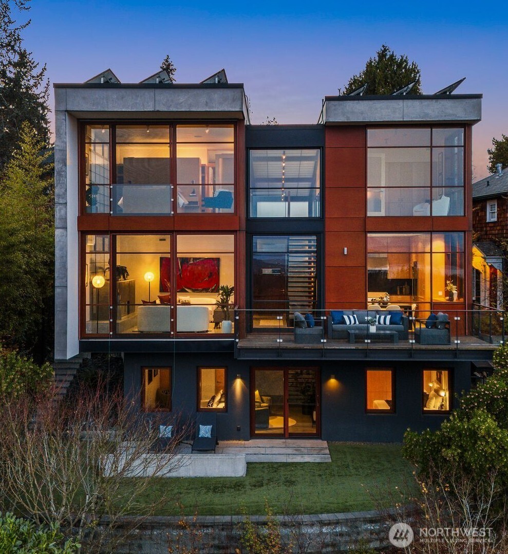 The Pacific NW lifestyle at its best.