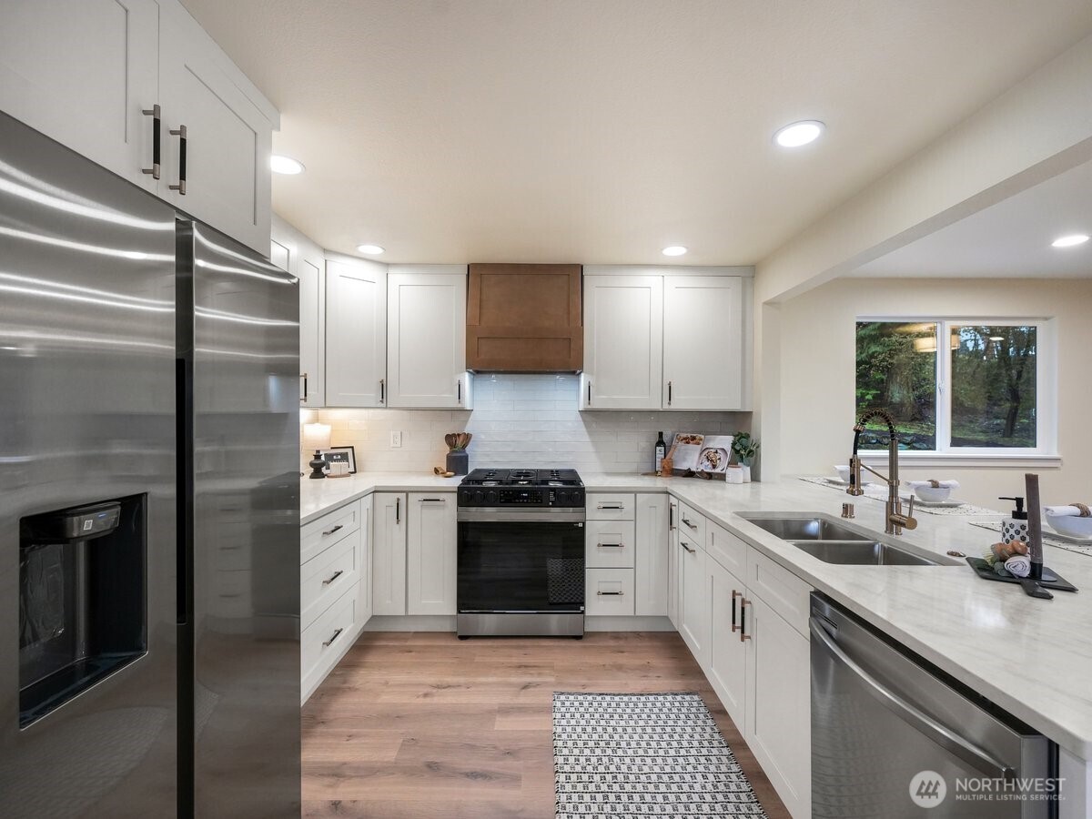 kitchen and barstools
